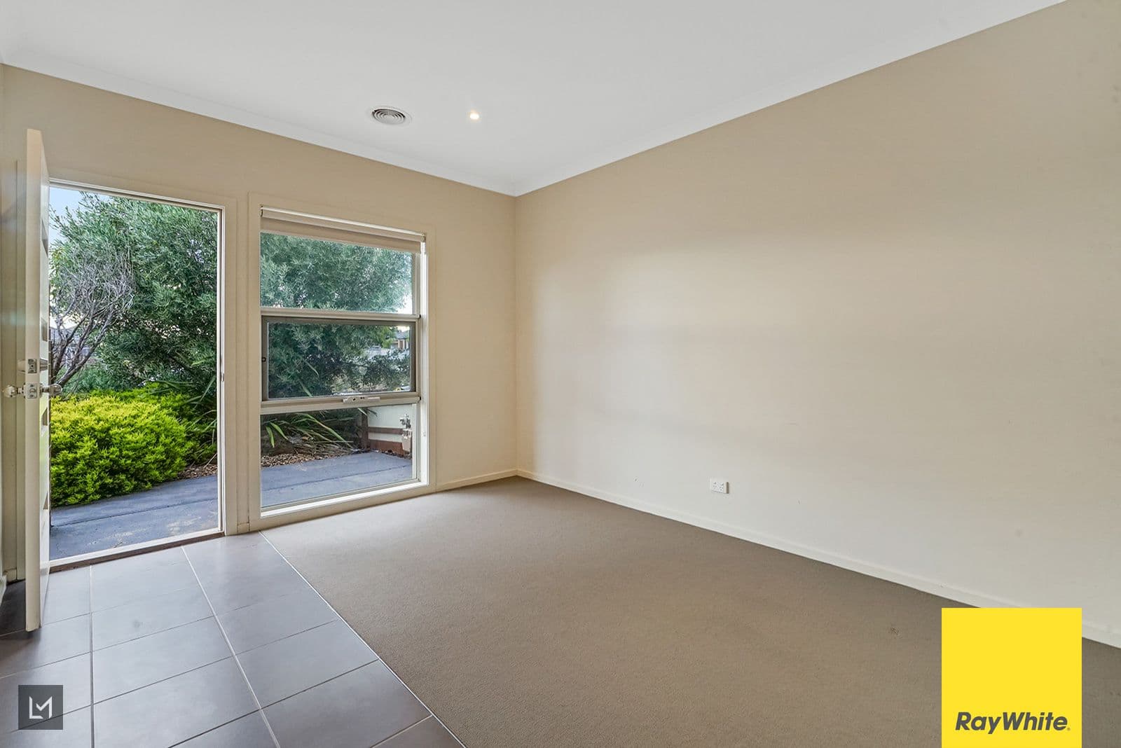 37 Woolybush Drive, Tarneit VIC 3029, Tarneit - Thumbnail 2