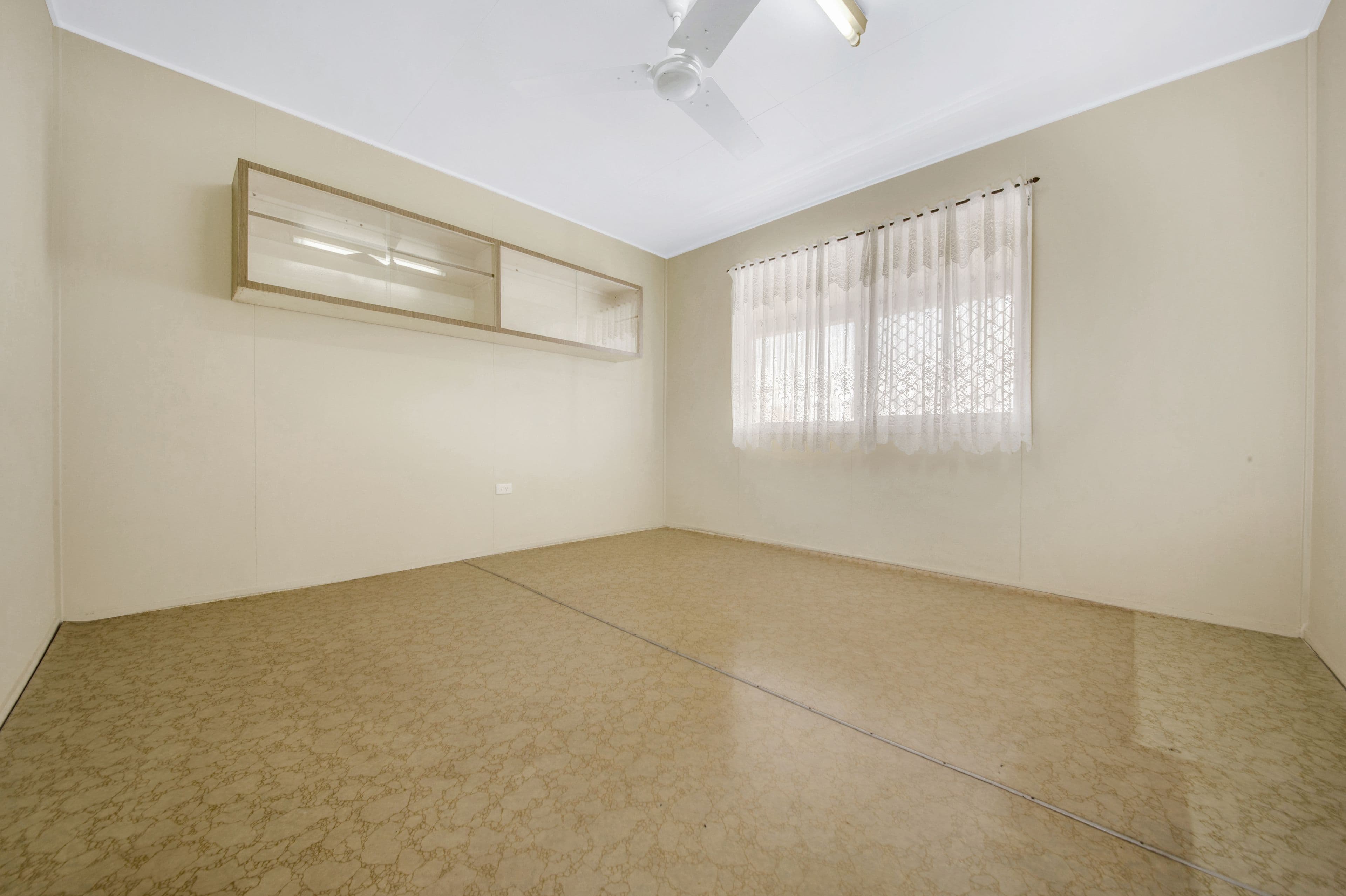 34 Smith Street, West Gladstone QLD 4680, West Gladstone - Thumbnail 7