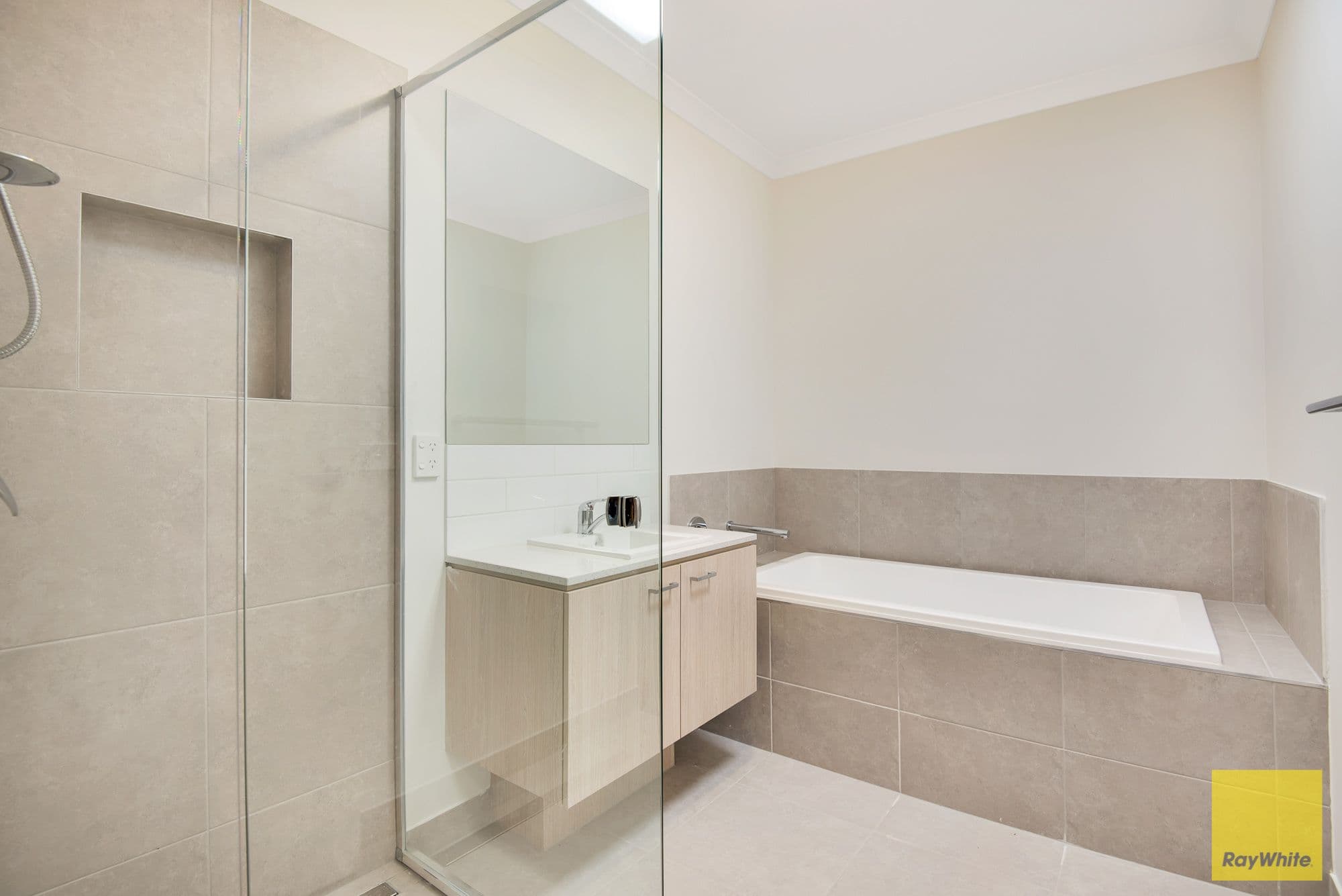 26 Paprika Way, Tarneit VIC 3029, Tarneit - Thumbnail 8