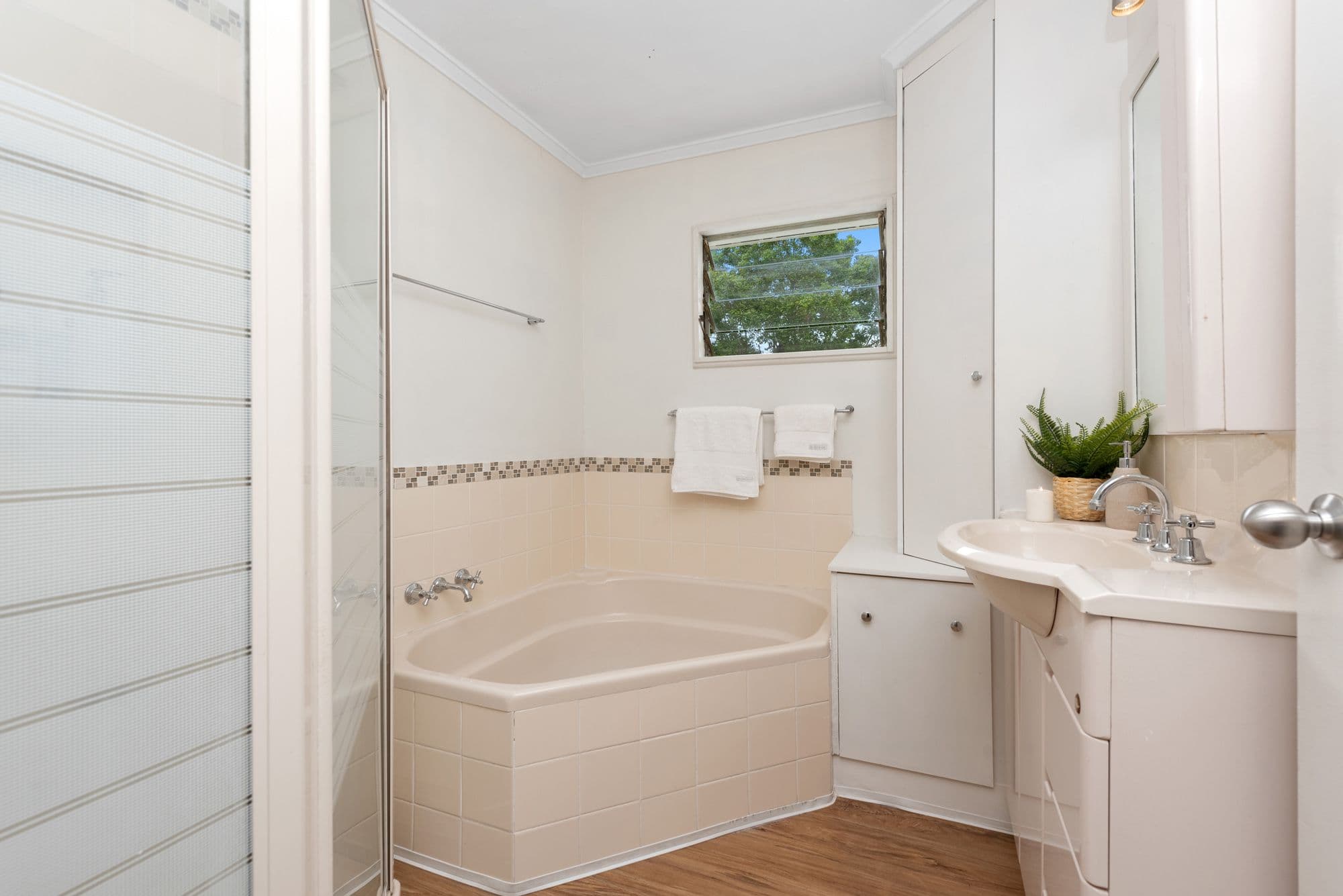 2 Mee Street, Carina QLD 4152, Carina - Thumbnail 8