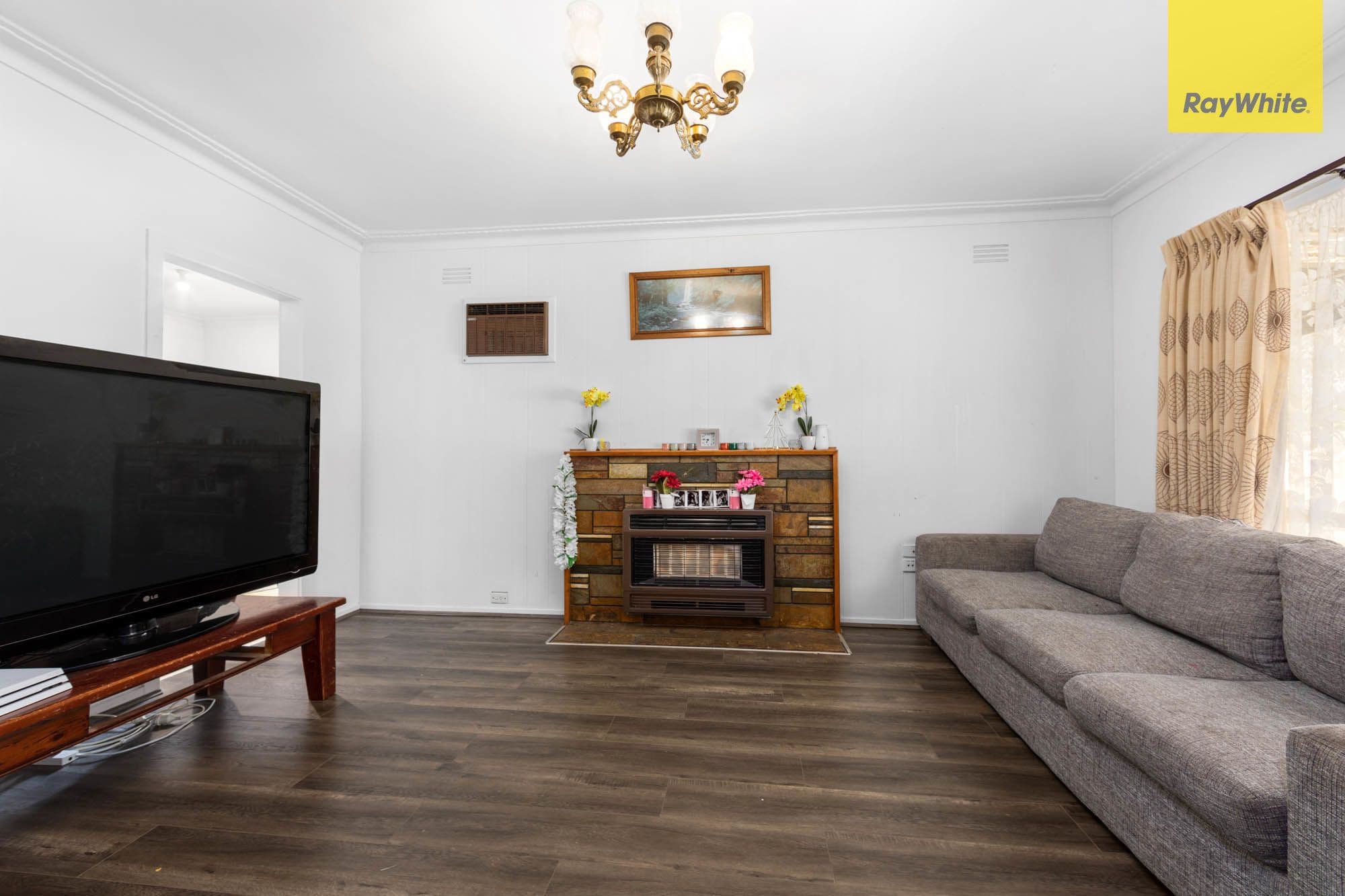 48 Mulhall Drive, St Albans VIC 3021, St Albans - Thumbnail 2