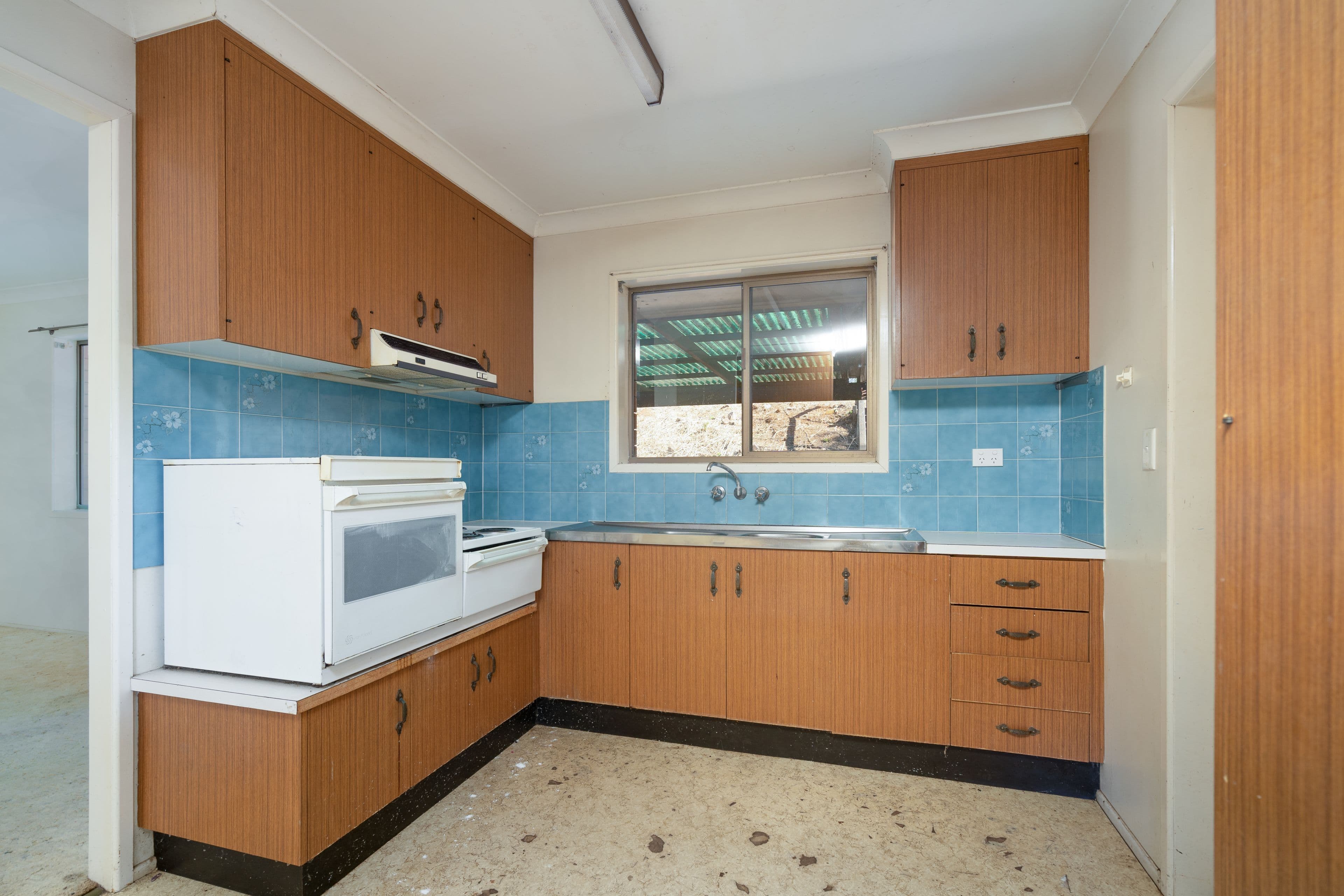 99 Stokes Road, Pine Mountain QLD 4306, Pine Mountain - Thumbnail 3