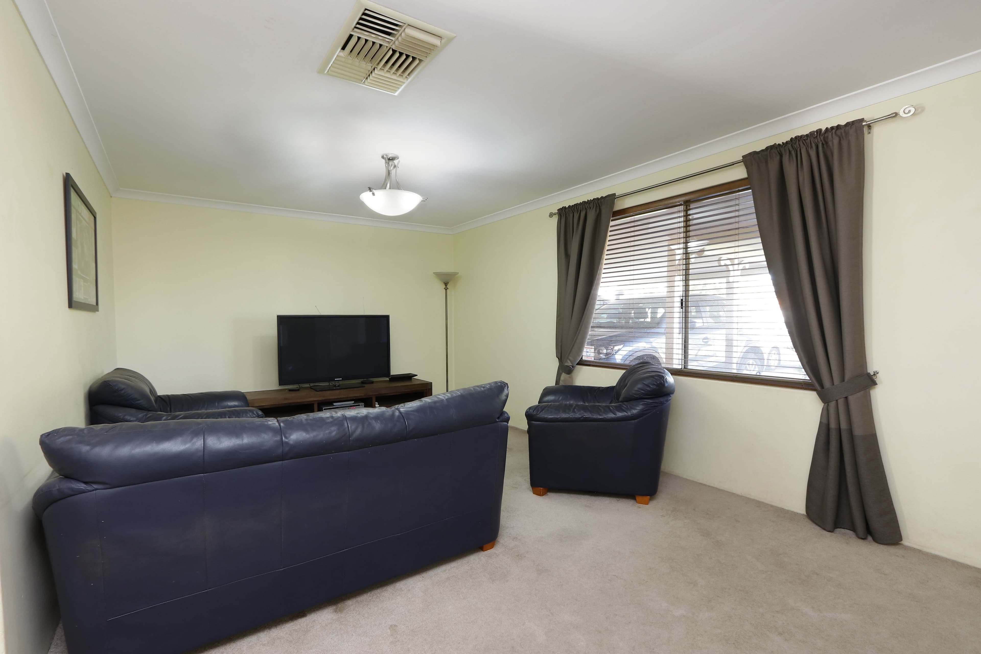 11 Bluegum Road, Thornlie WA 6108, Thornlie - Thumbnail 7
