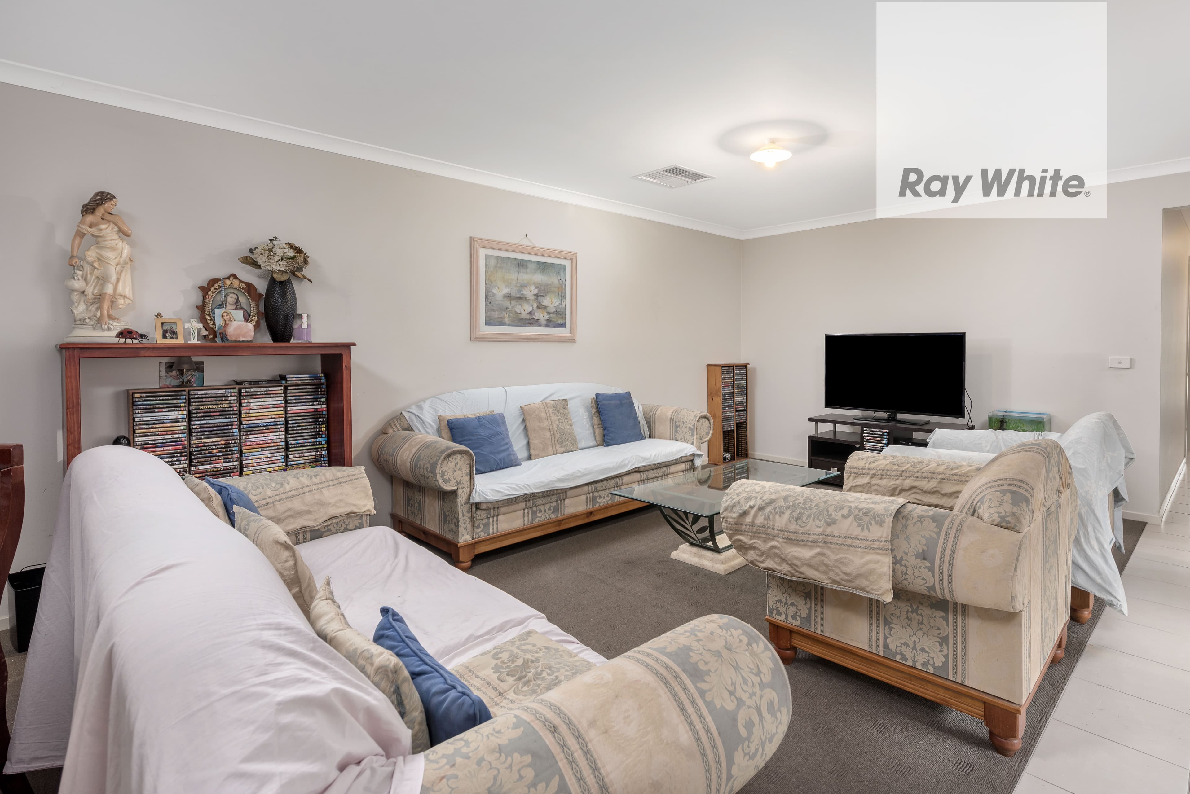 10 Moffat Drive, Lalor VIC 3075, Lalor - Thumbnail 3