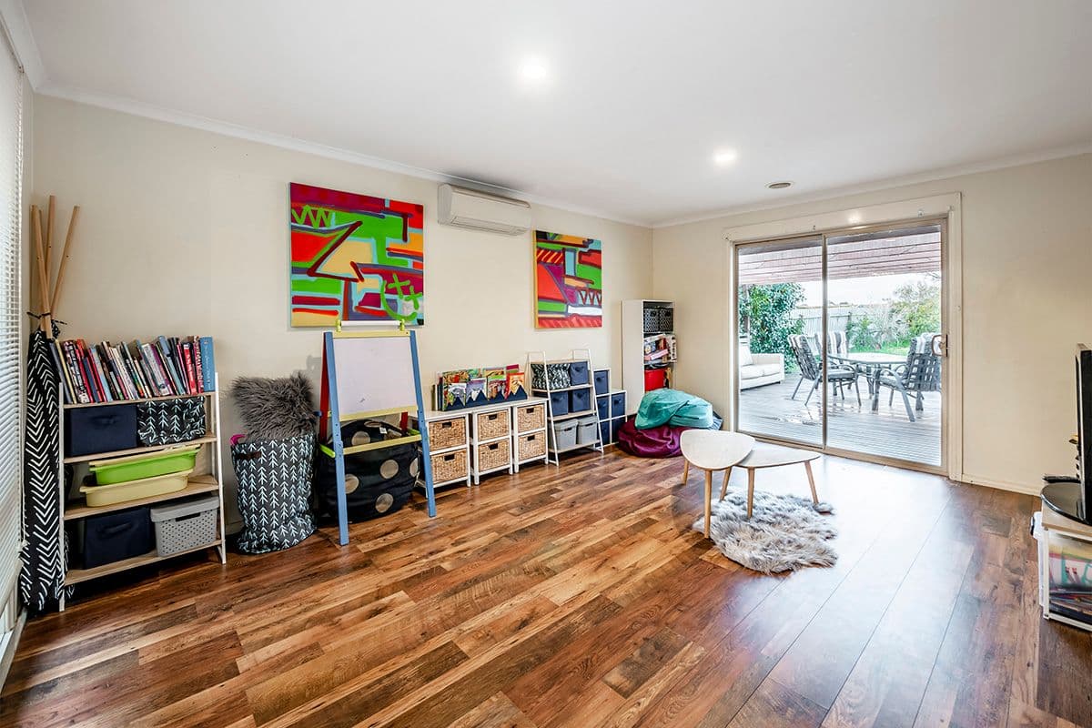 64 Scarborough Avenue, Cranbourne West VIC 3977, Cranbourne West - Thumbnail 7