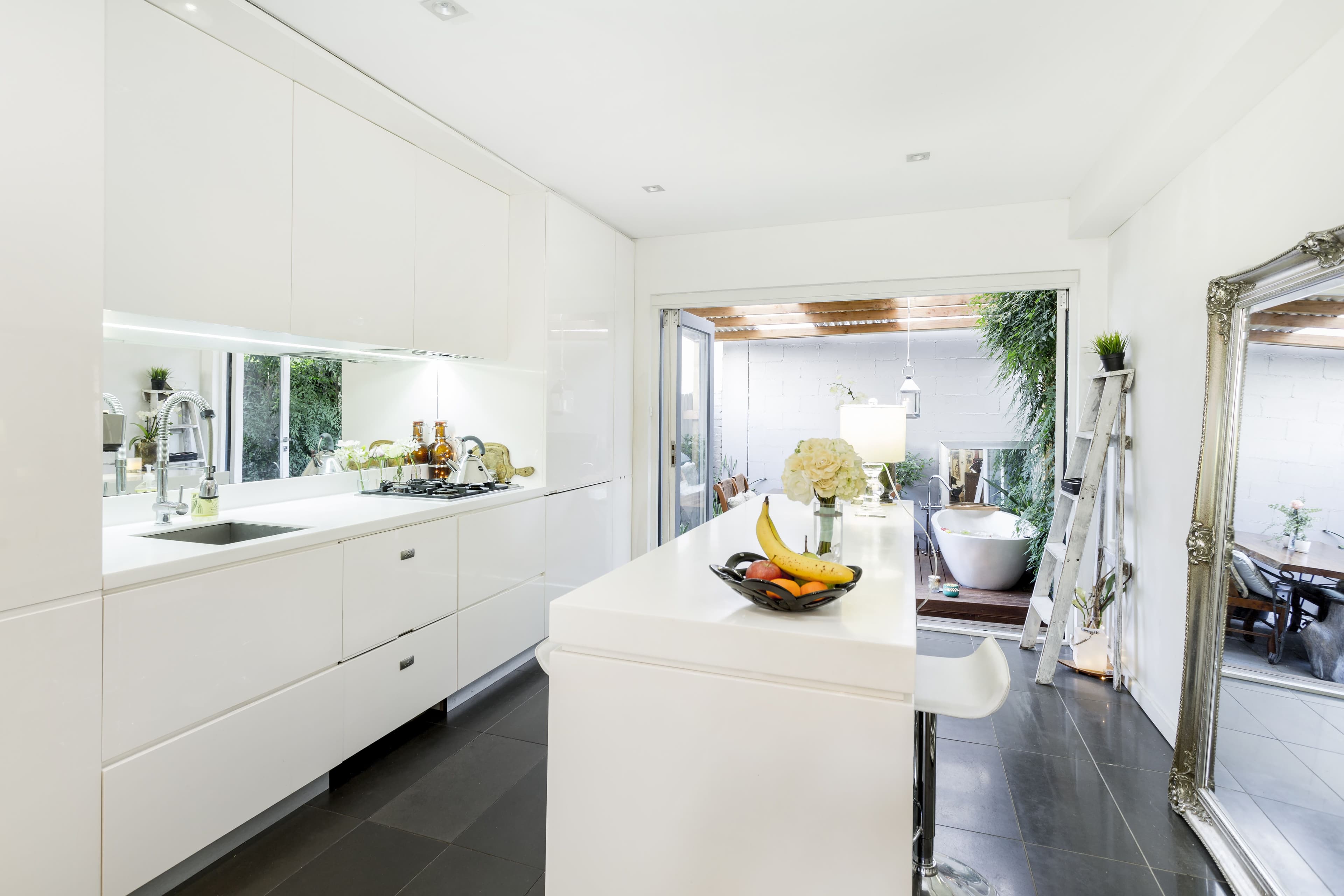 68 Victoria Street, Paddington - Image 1
