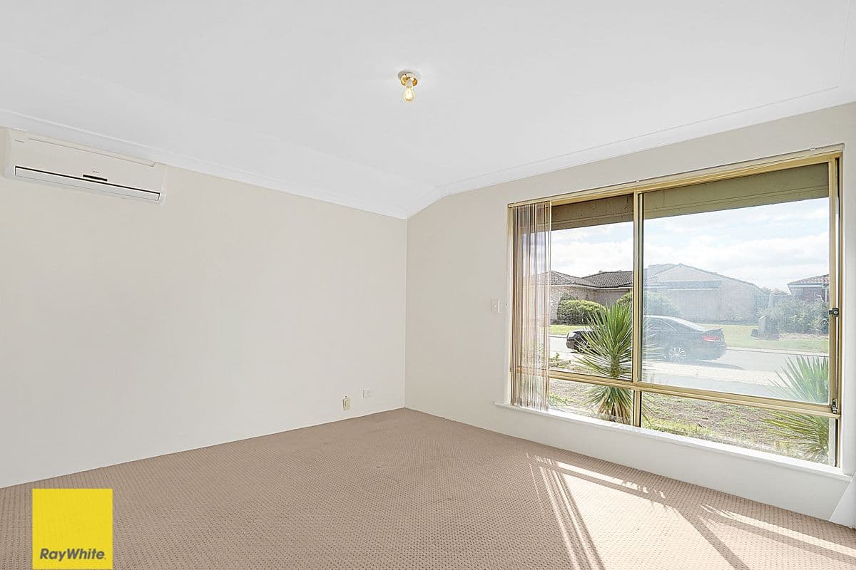 29 Rawlinna Heights, Ballajura WA 6066, Ballajura - Thumbnail 2