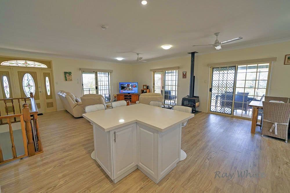 25 Seaspray Drive, Agnes Water QLD 4677, Agnes Water - Thumbnail 3