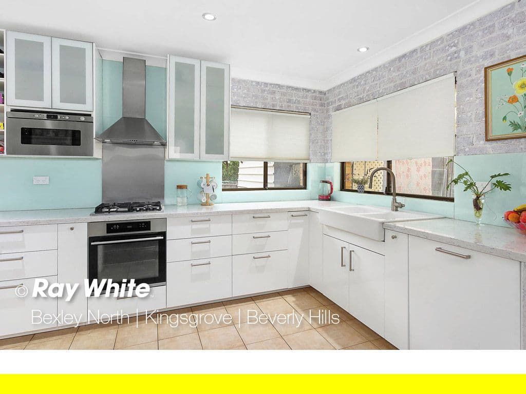 3 Maluka Place, Kingsgrove - Thumbnail 2