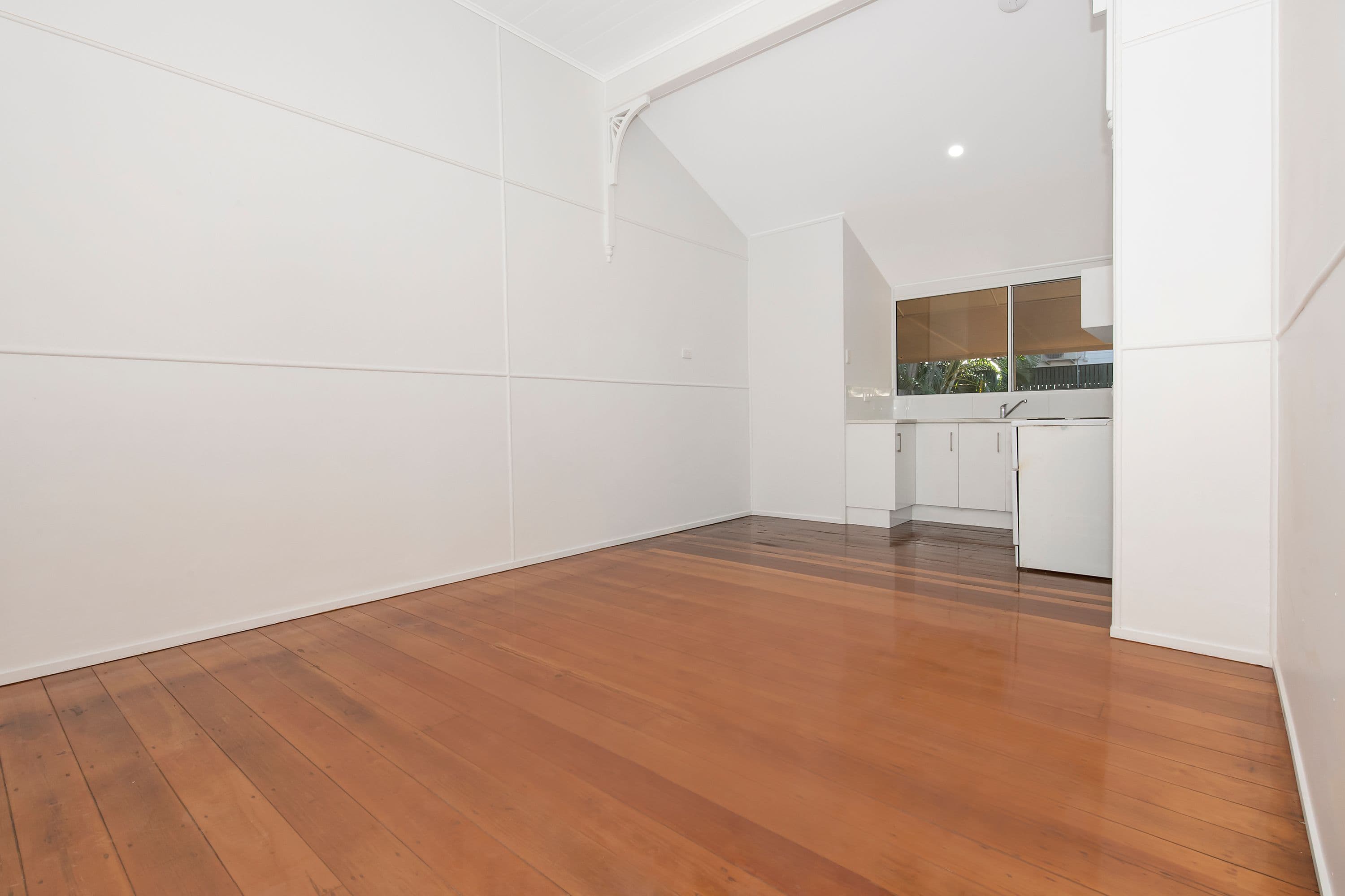 105 Stagpole Street, West End QLD 4810, West End - Thumbnail 6