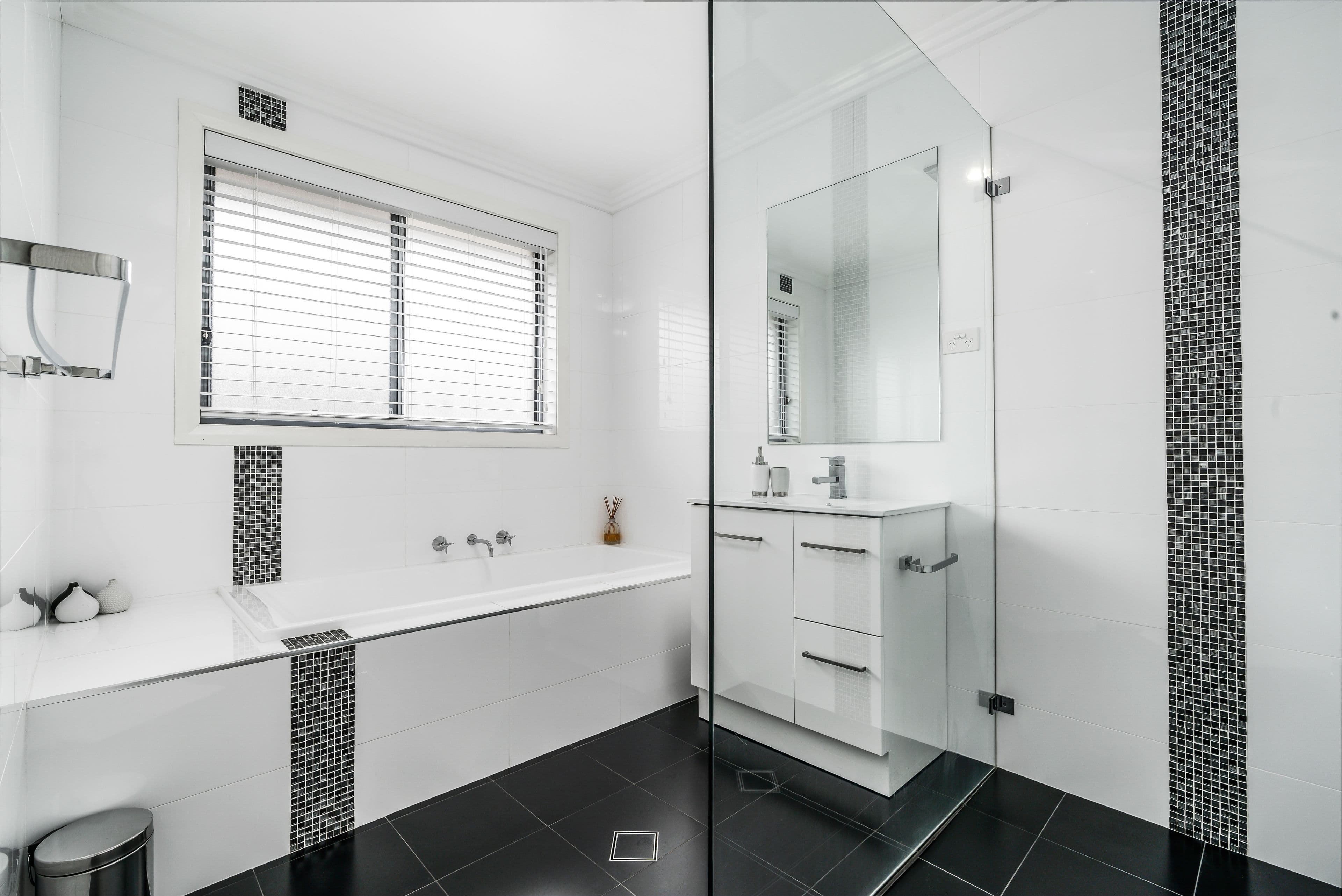 18 Mirage Drive, Cowra - Thumbnail 6