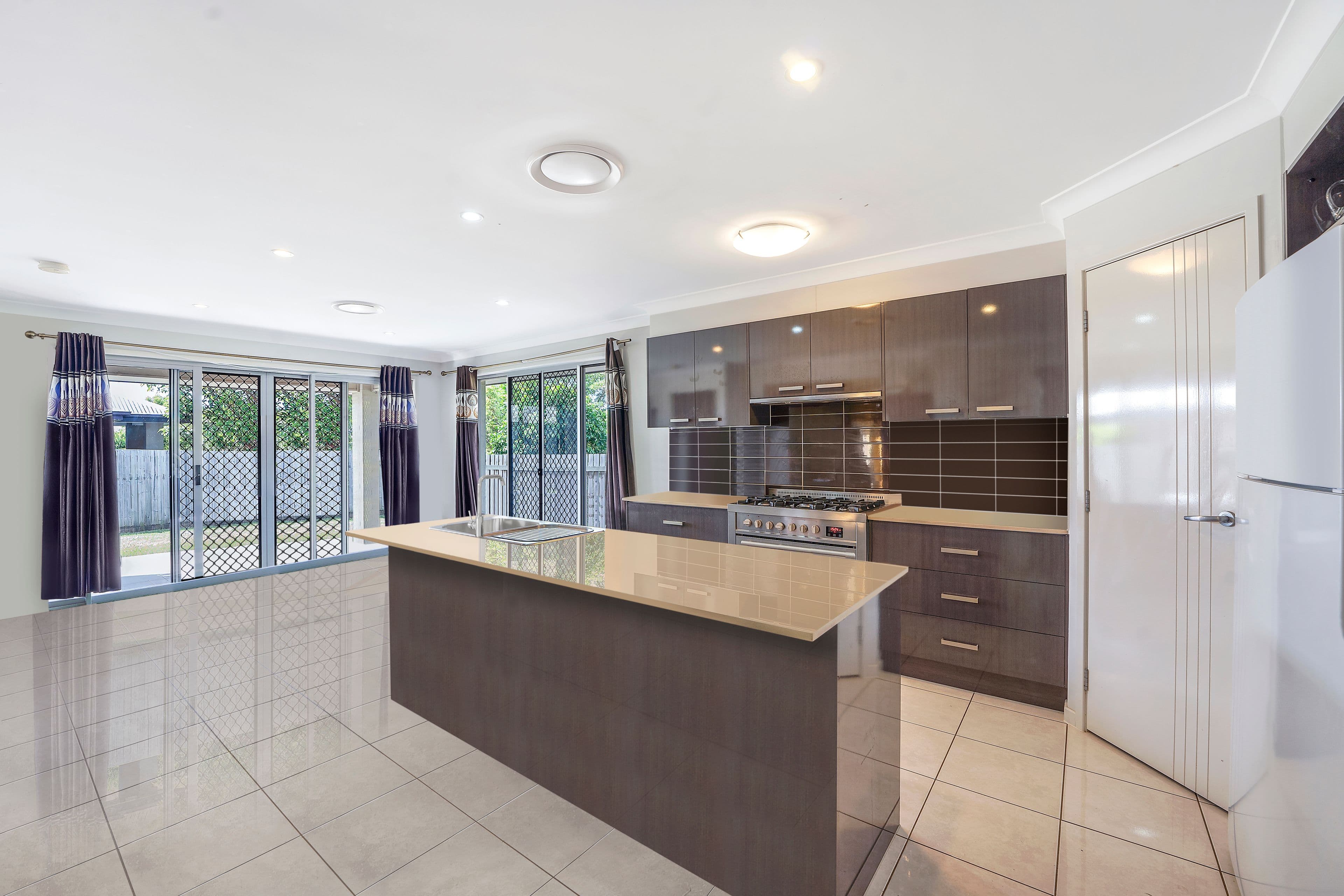 6 Kingston Court, North Lakes QLD 4509, North Lakes - Thumbnail 3
