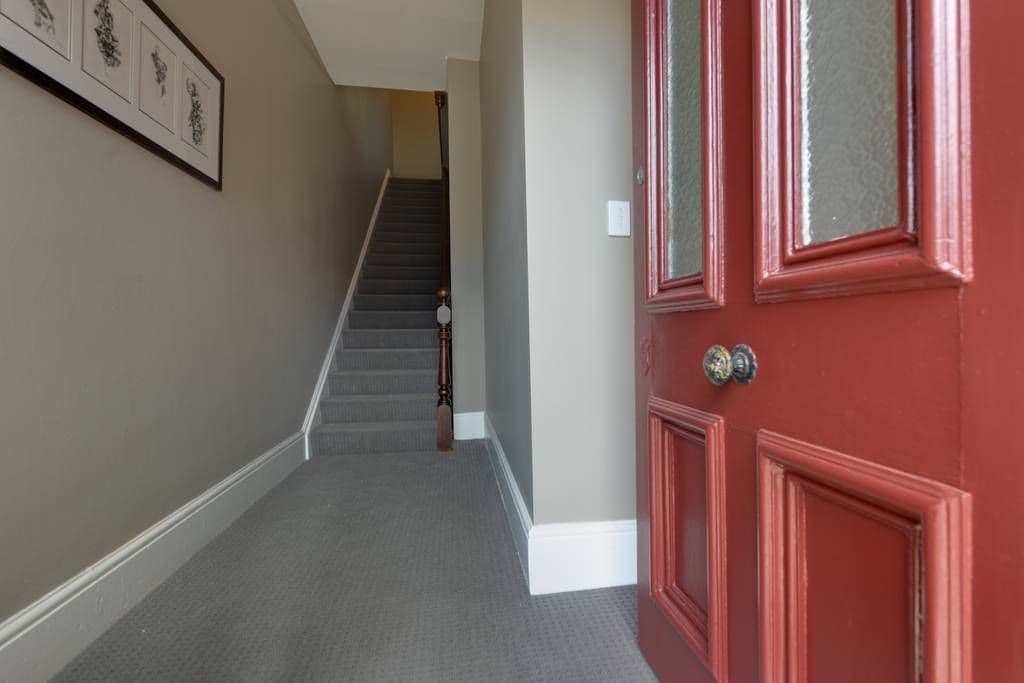 1/374 Murray Street, North Hobart TAS 7000, North Hobart - Thumbnail 2