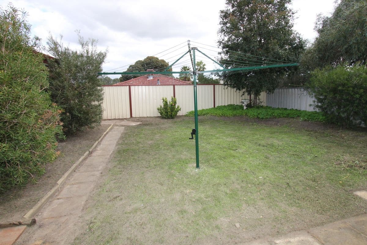 12 Burton Retreat, Stratton WA 6056, Stratton - Thumbnail 4