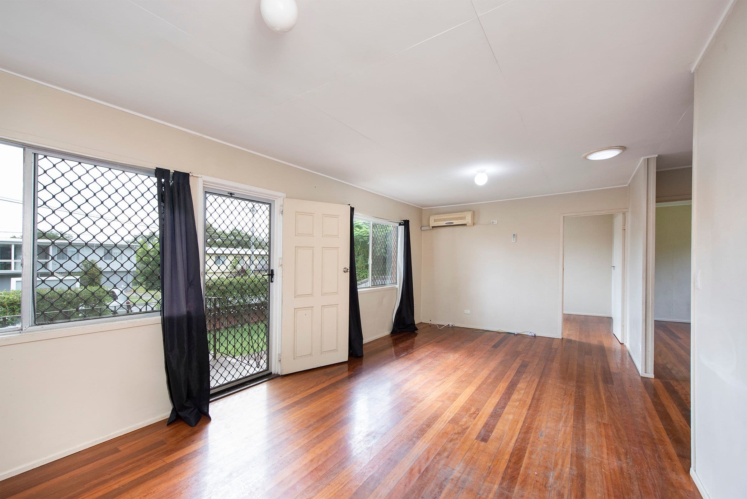 60 Ellen Street, Kingston QLD 4114, Kingston - Thumbnail 6