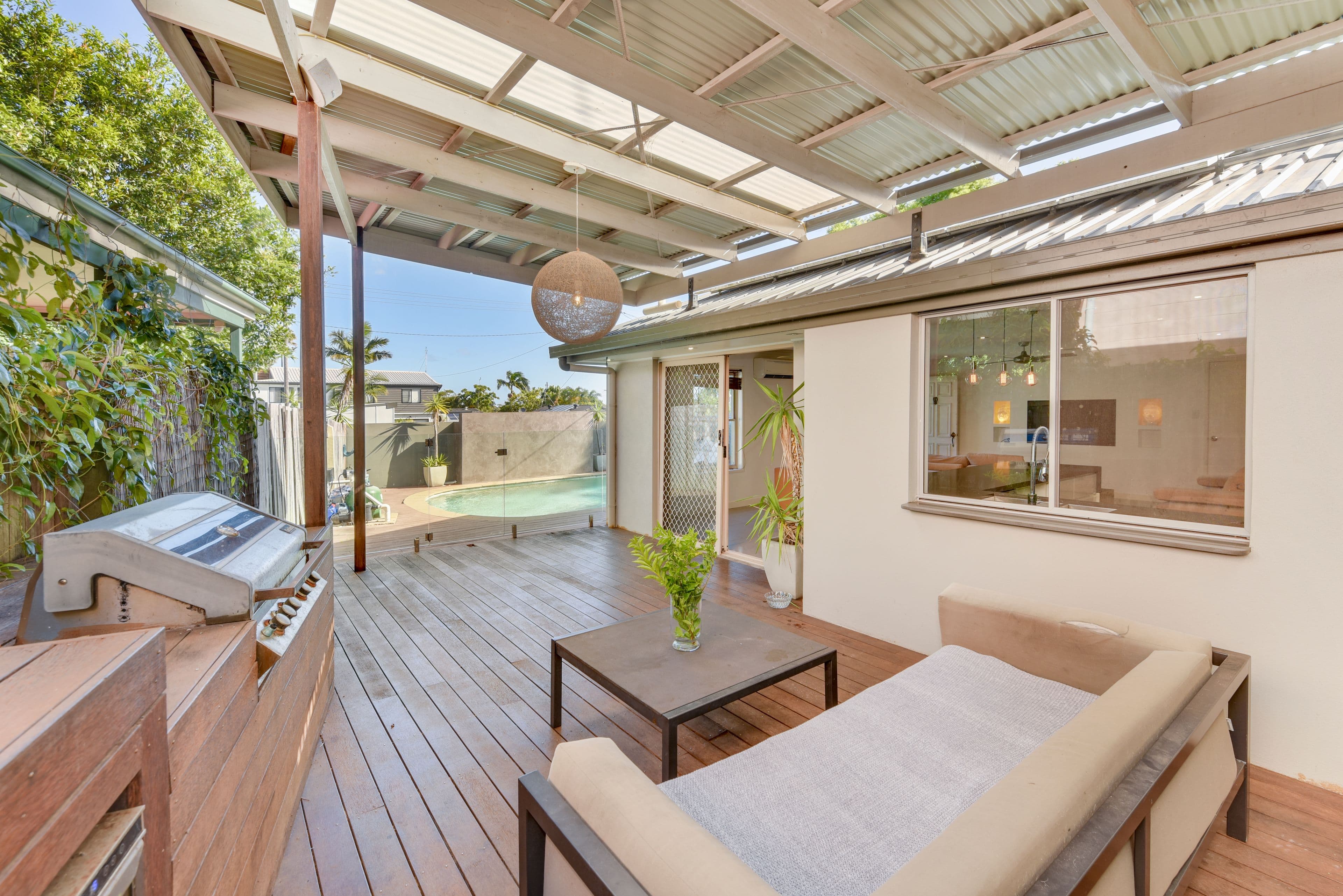 16 Poinciana Avenue, Mooloolaba QLD 4557, Mooloolaba - Thumbnail 4