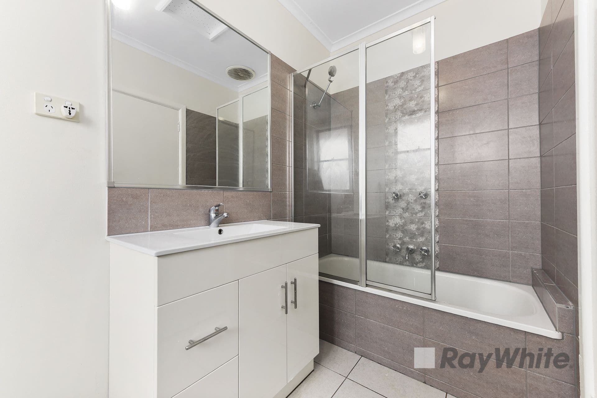 15 Rylands Road, Dandenong VIC 3175, Dandenong - Thumbnail 7