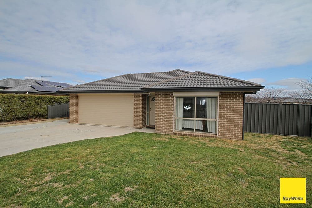 19 Deniston Circuit, Bungendore - Thumbnail 5