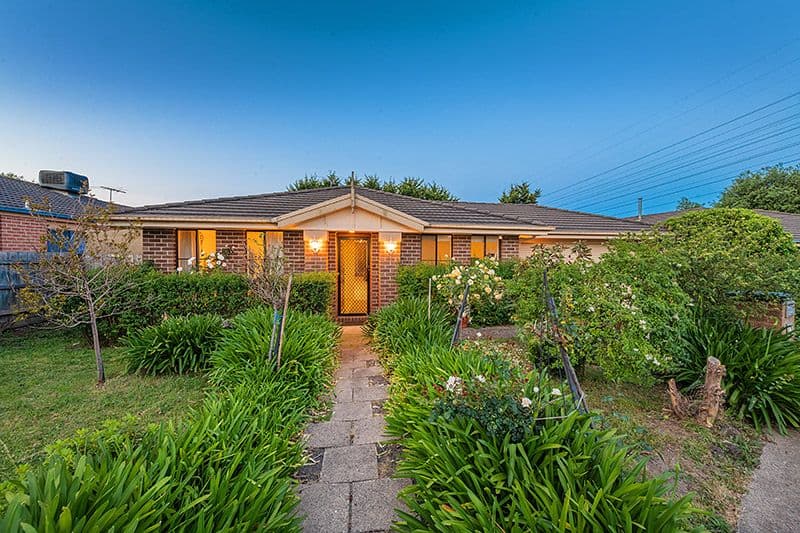 10 Furze Court, Cranbourne West VIC 3977, Cranbourne West - Thumbnail 3