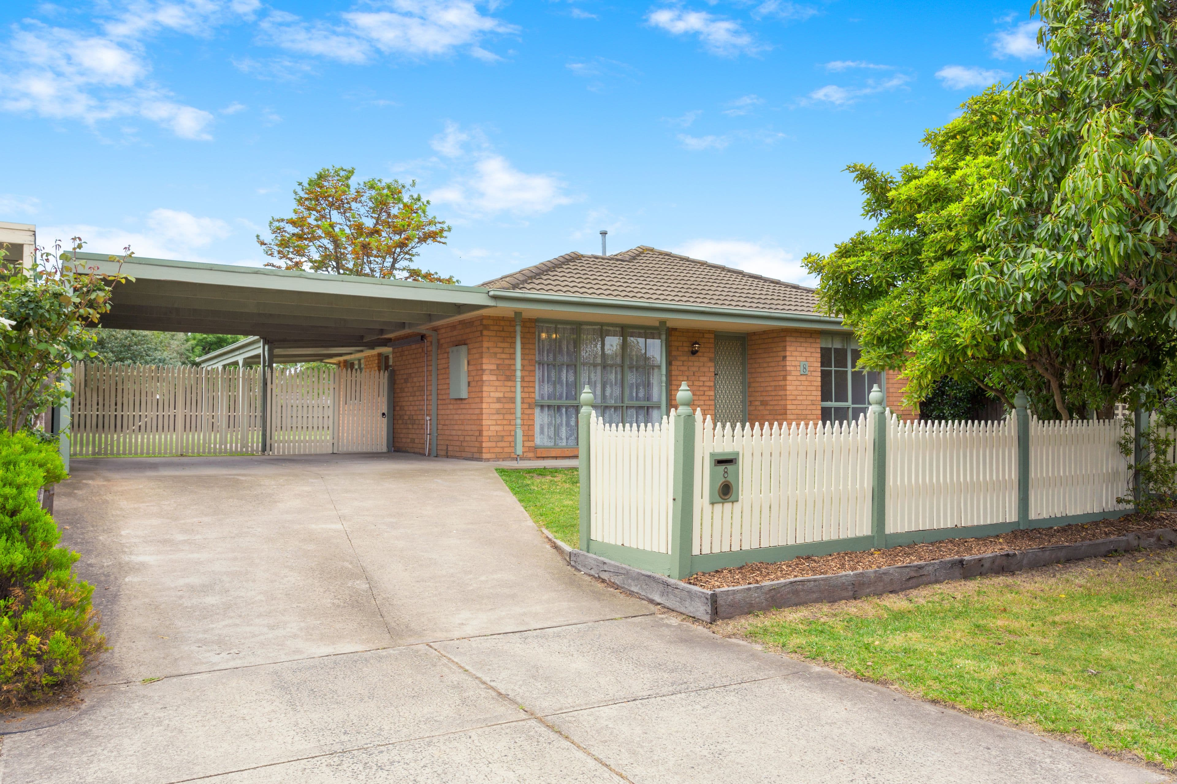 8 Martingale Place, Pakenham VIC 3810, Pakenham - Image 1