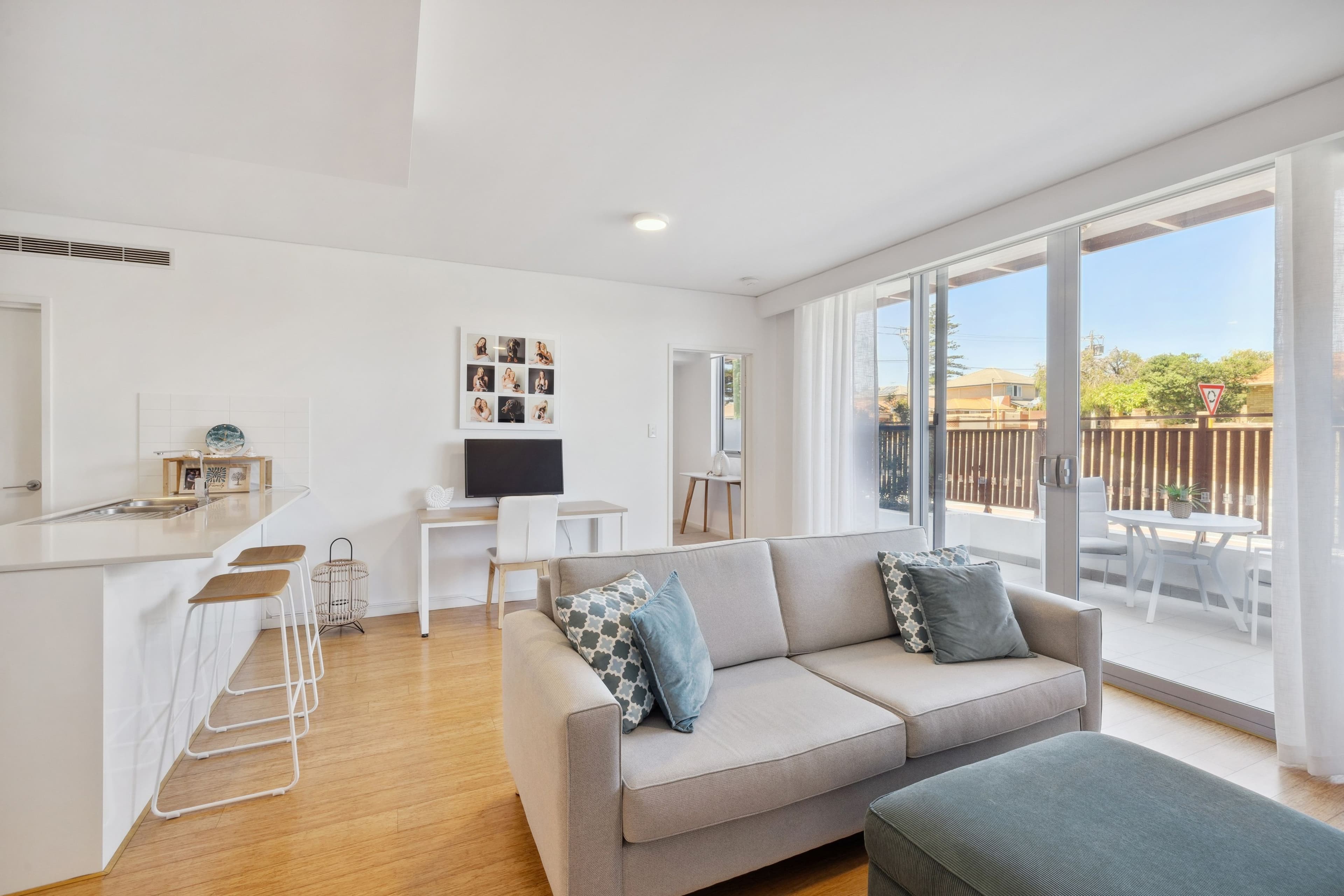 2/35 Hastings Street, Scarborough WA 6019, Scarborough - Thumbnail 6