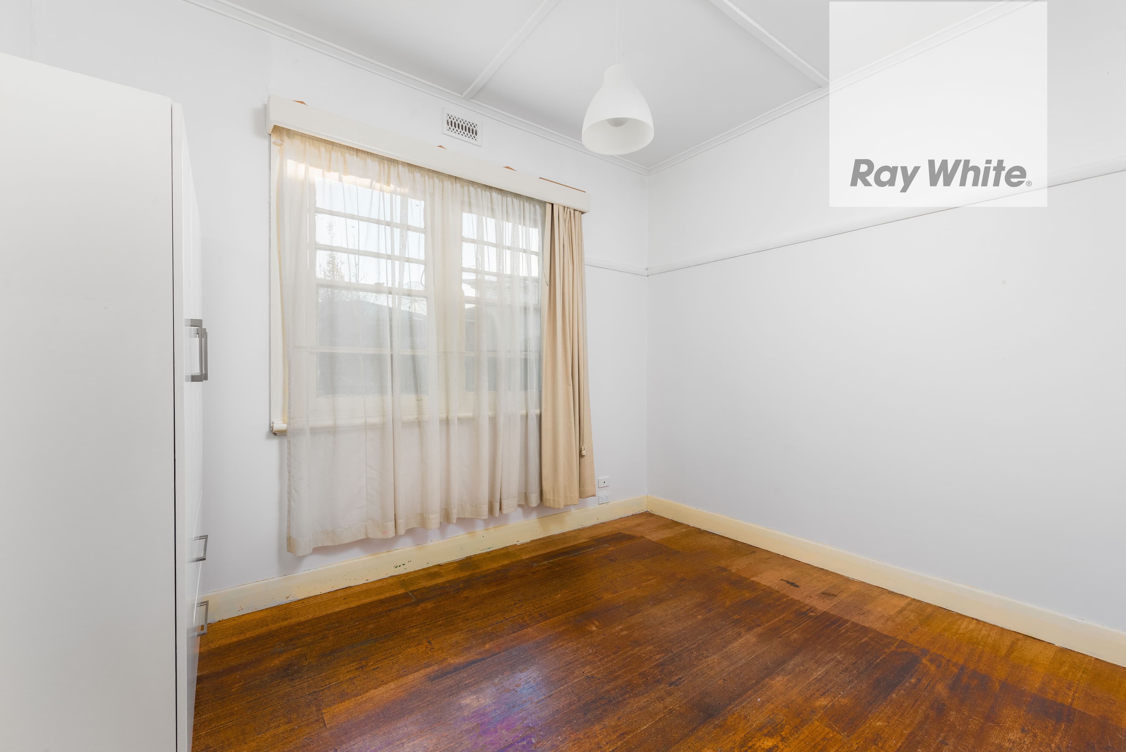 48 Cuthbert Road, Reservoir VIC 3073, Reservoir - Thumbnail 8