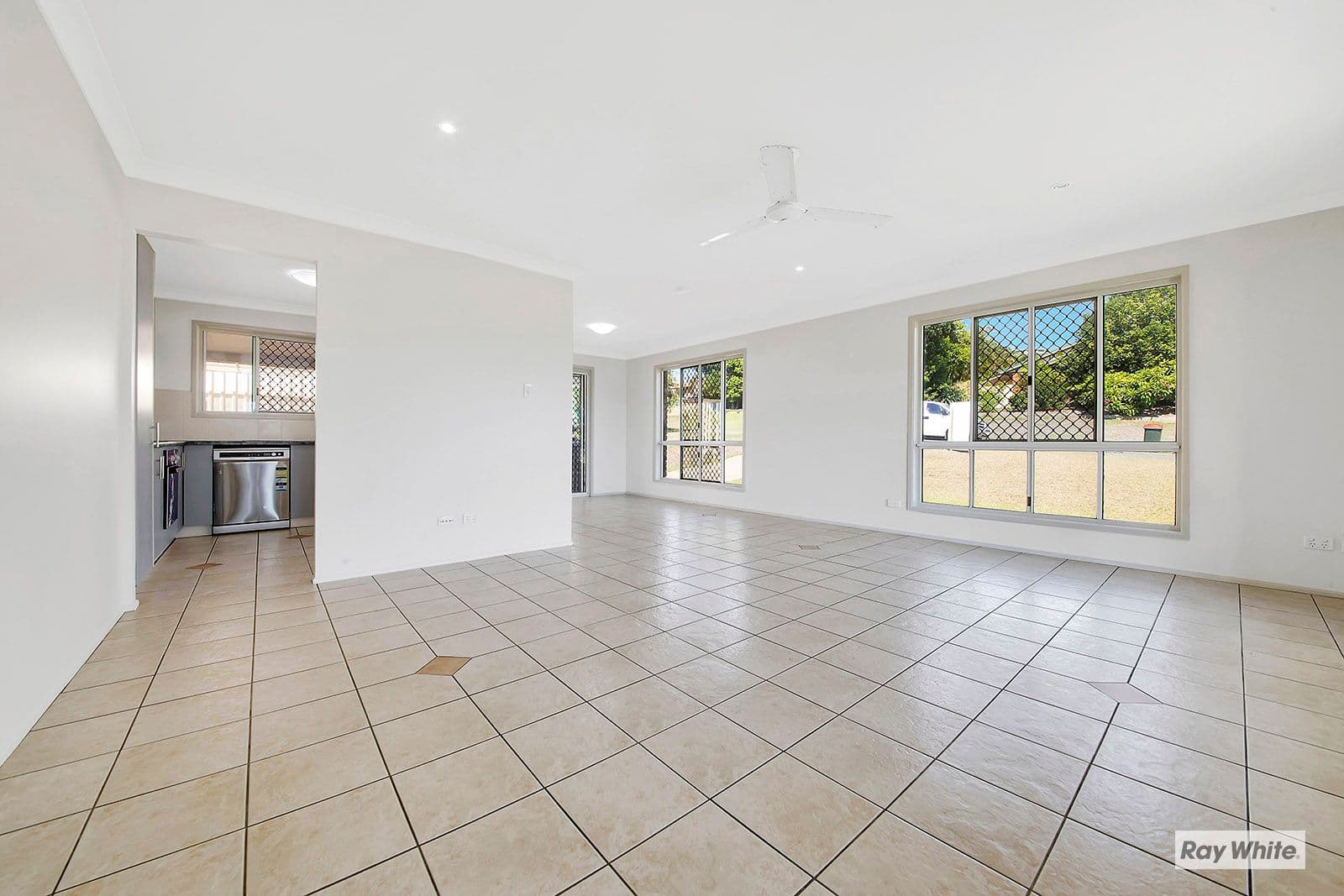 11 Benowa Drive, Taranganba QLD 4703, Taranganba - Thumbnail 6