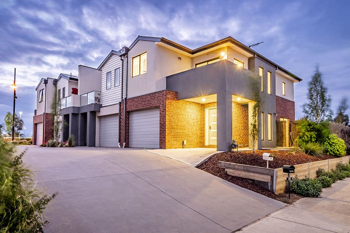 10 Mickleham Drive, Cranbourne North VIC 3977, Cranbourne North - Image 1