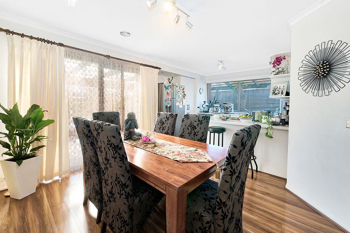 35 Lamont Crescent, Cranbourne VIC 3977, Cranbourne - Thumbnail 3