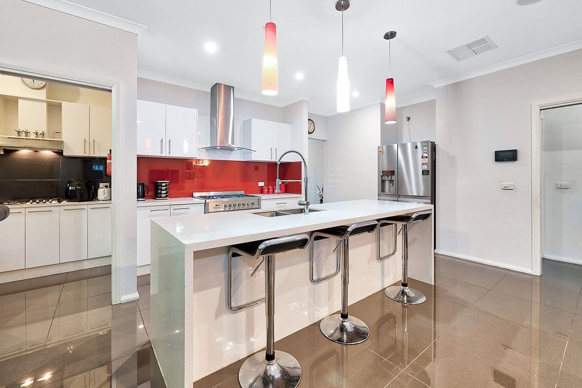 176 Selandra Boulevard, Clyde North VIC 3978, Clyde North - Thumbnail 6