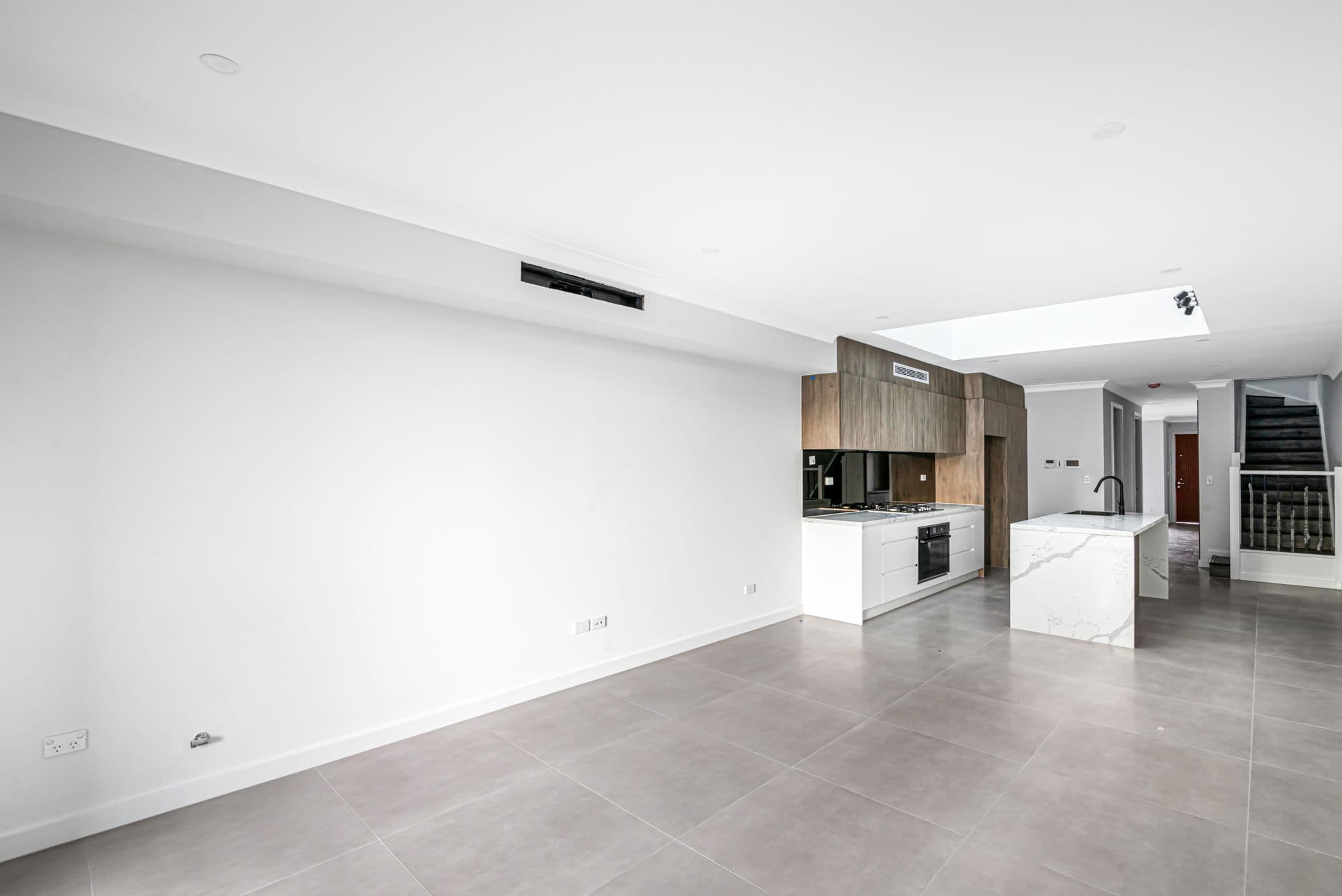 5 Marsh Parade, Casula NSW 2170, Casula - Thumbnail 3