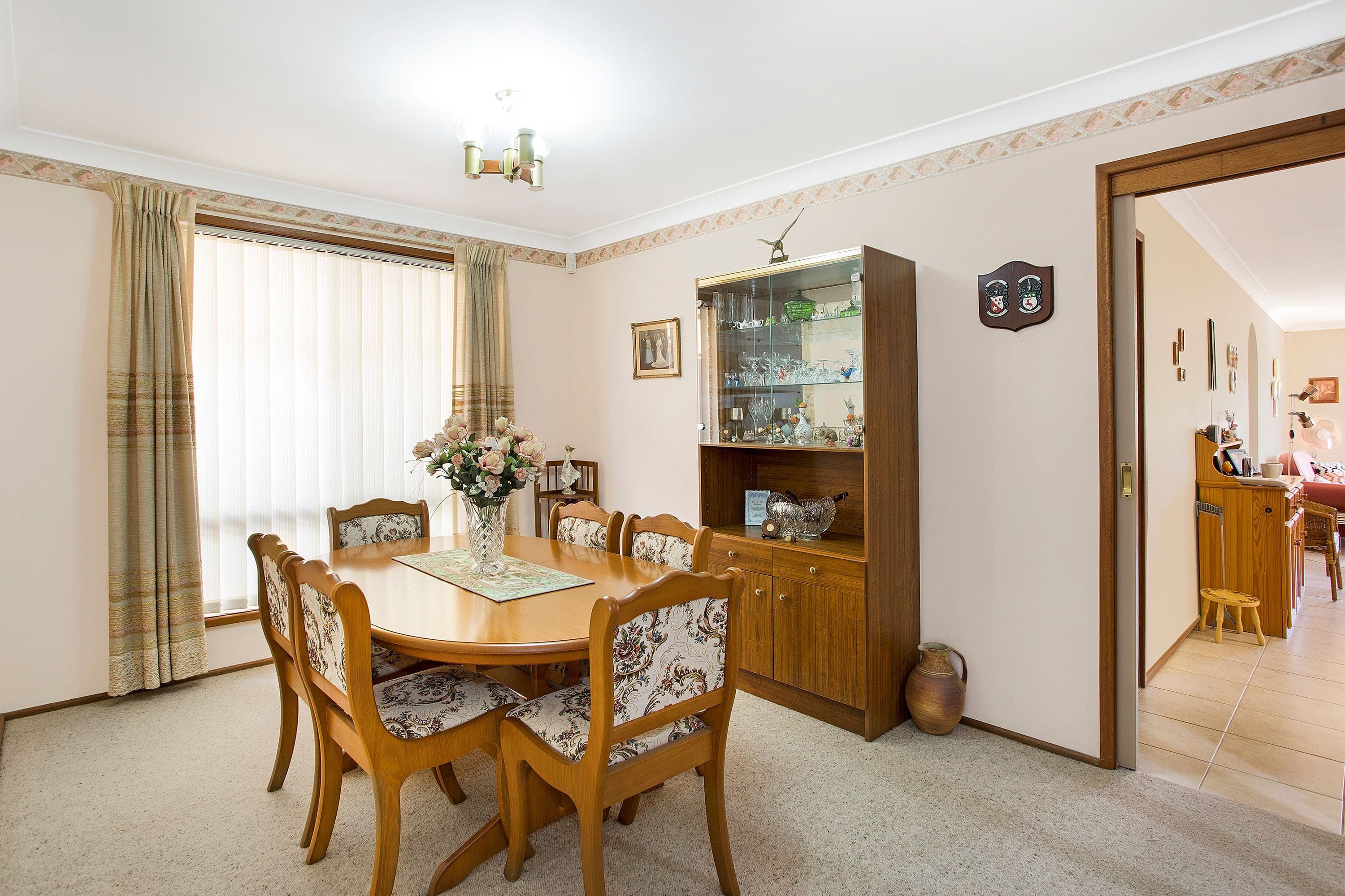 27 Dampier Boulevard, Killarney Vale - Thumbnail 4