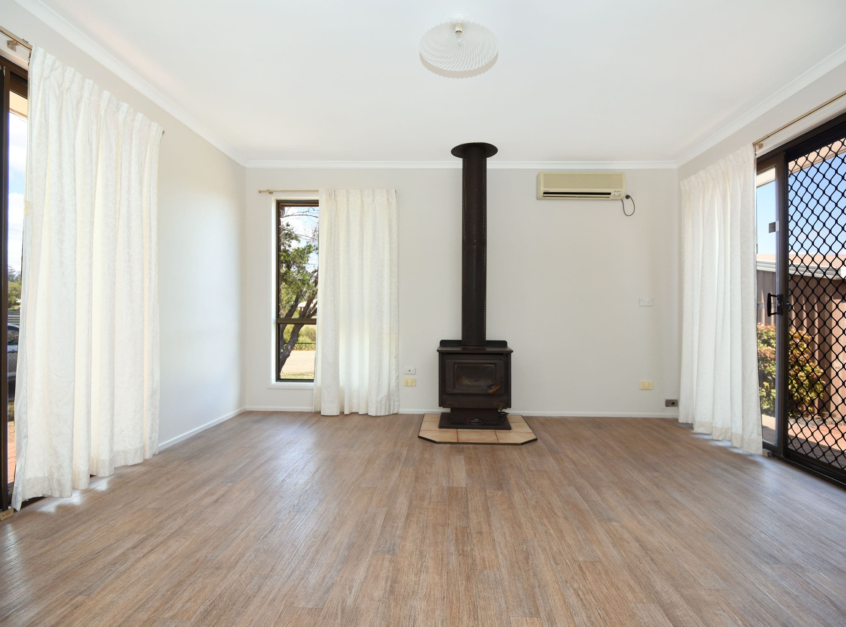 4 Agnes Street, Centenary Heights QLD 4350, Centenary Heights - Thumbnail 4