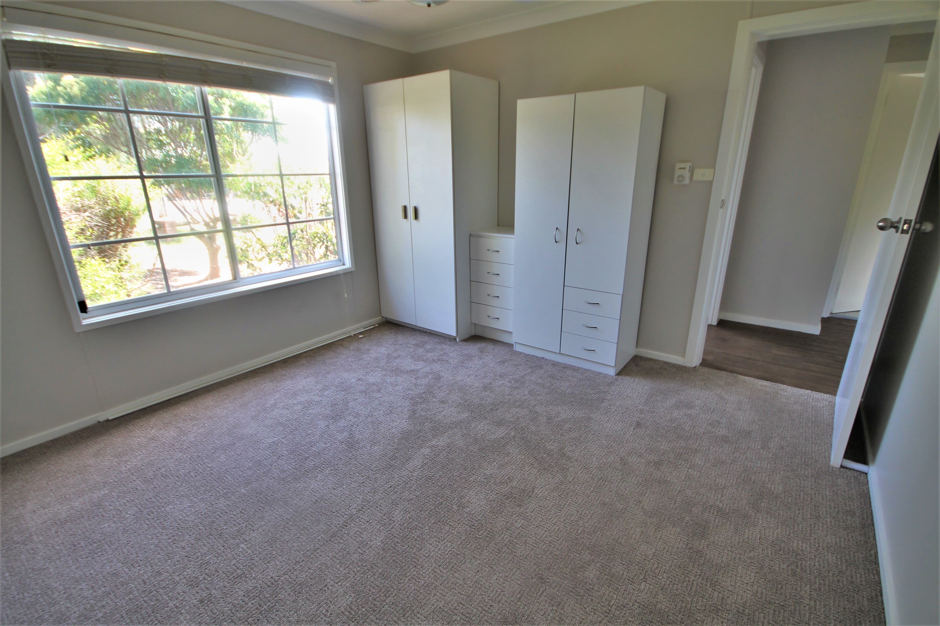 122 Wombat Street, Young - Thumbnail 5
