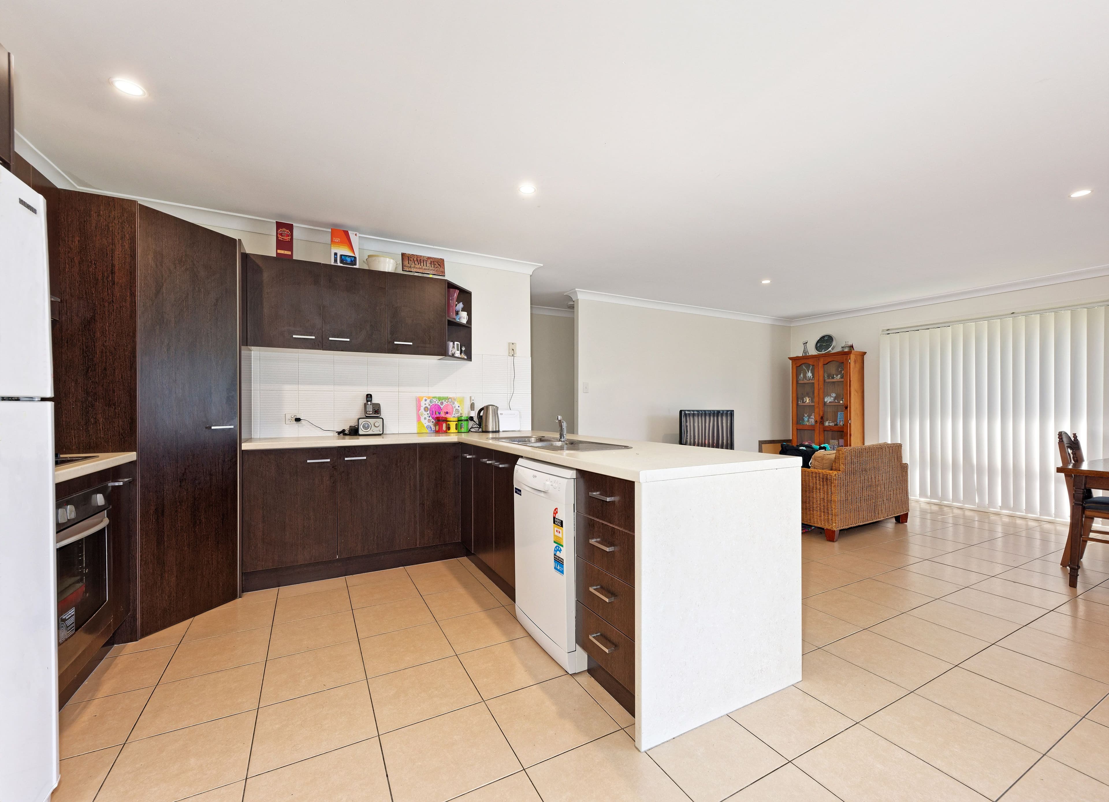 9 Leopardtree Drive, Upper Caboolture QLD 4510, Upper Caboolture - Thumbnail 6