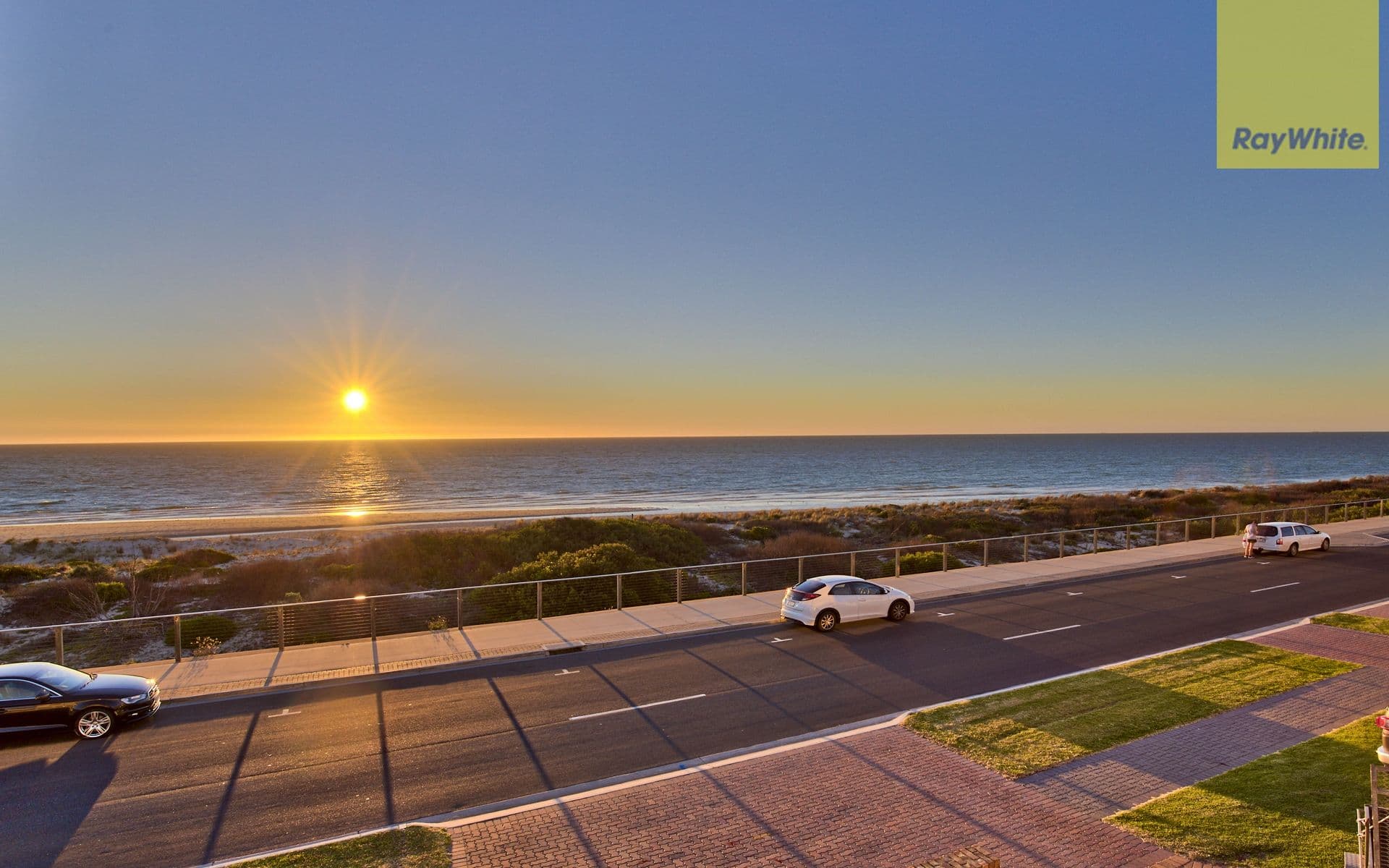 39 Esplanade, Henley Beach South SA 5022, Henley Beach South - Thumbnail 4