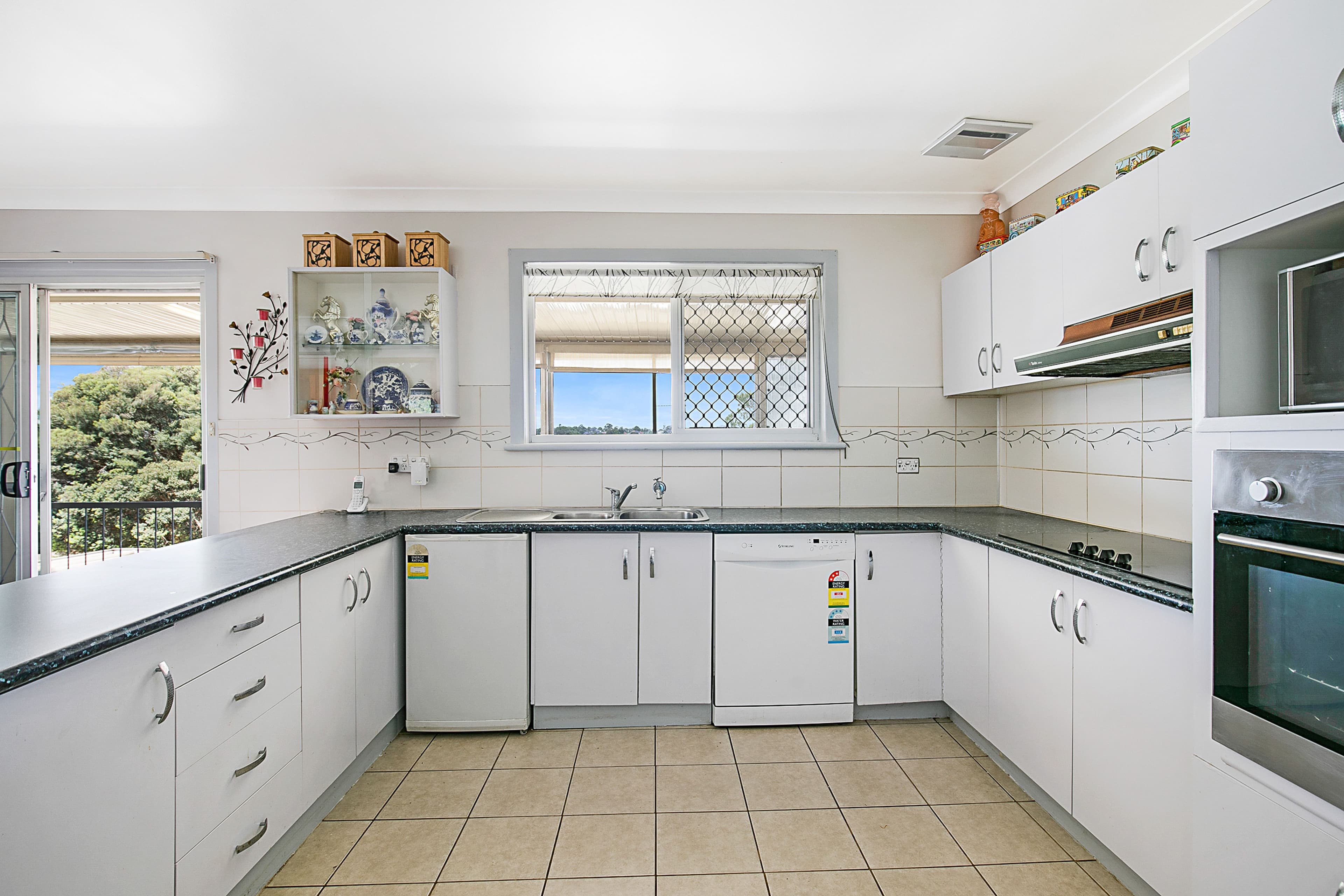 244 West Street, Kearneys Spring QLD 4350, Kearneys Spring - Thumbnail 2