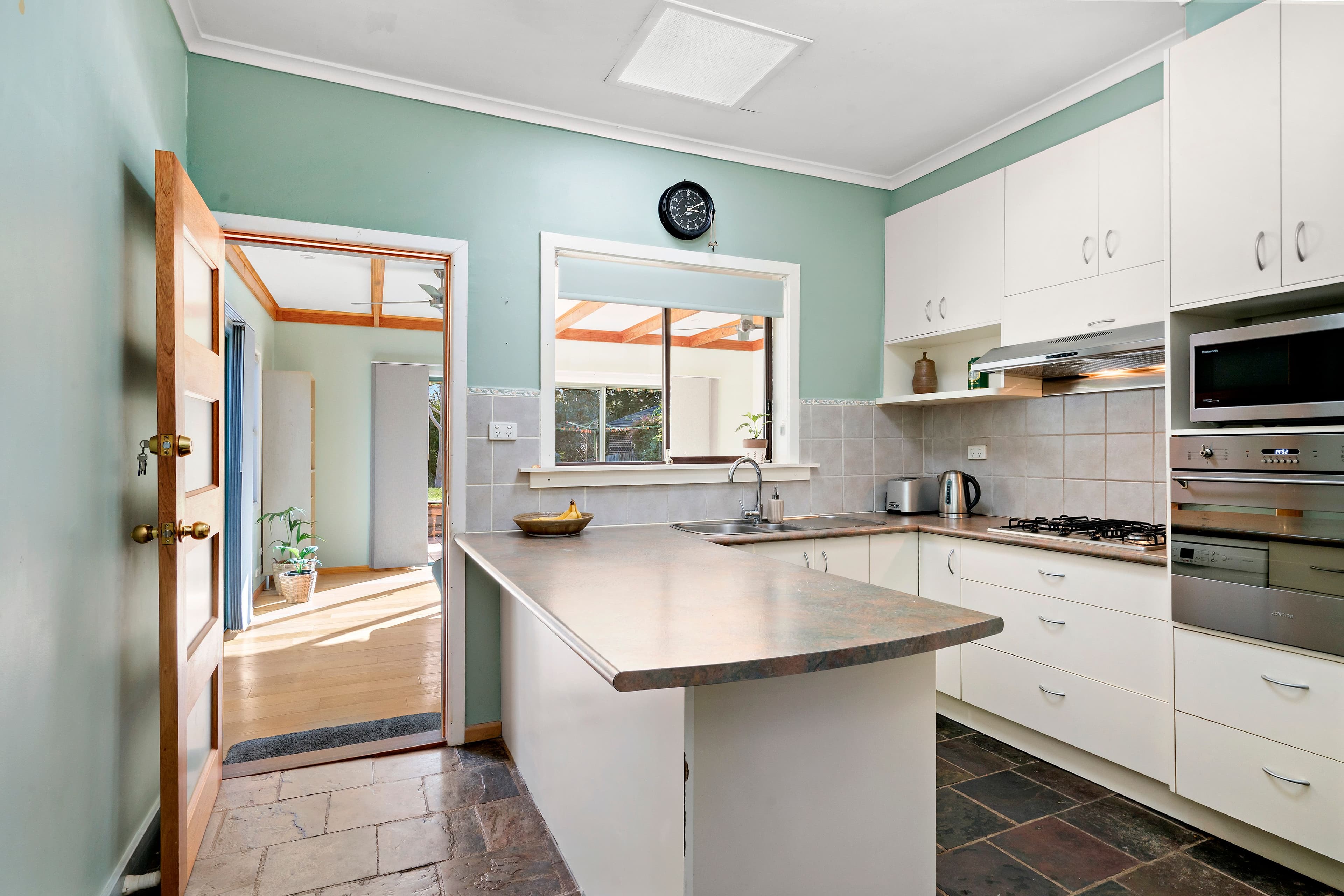 54 Fortescue Avenue, Seaford VIC 3198, Seaford - Thumbnail 7