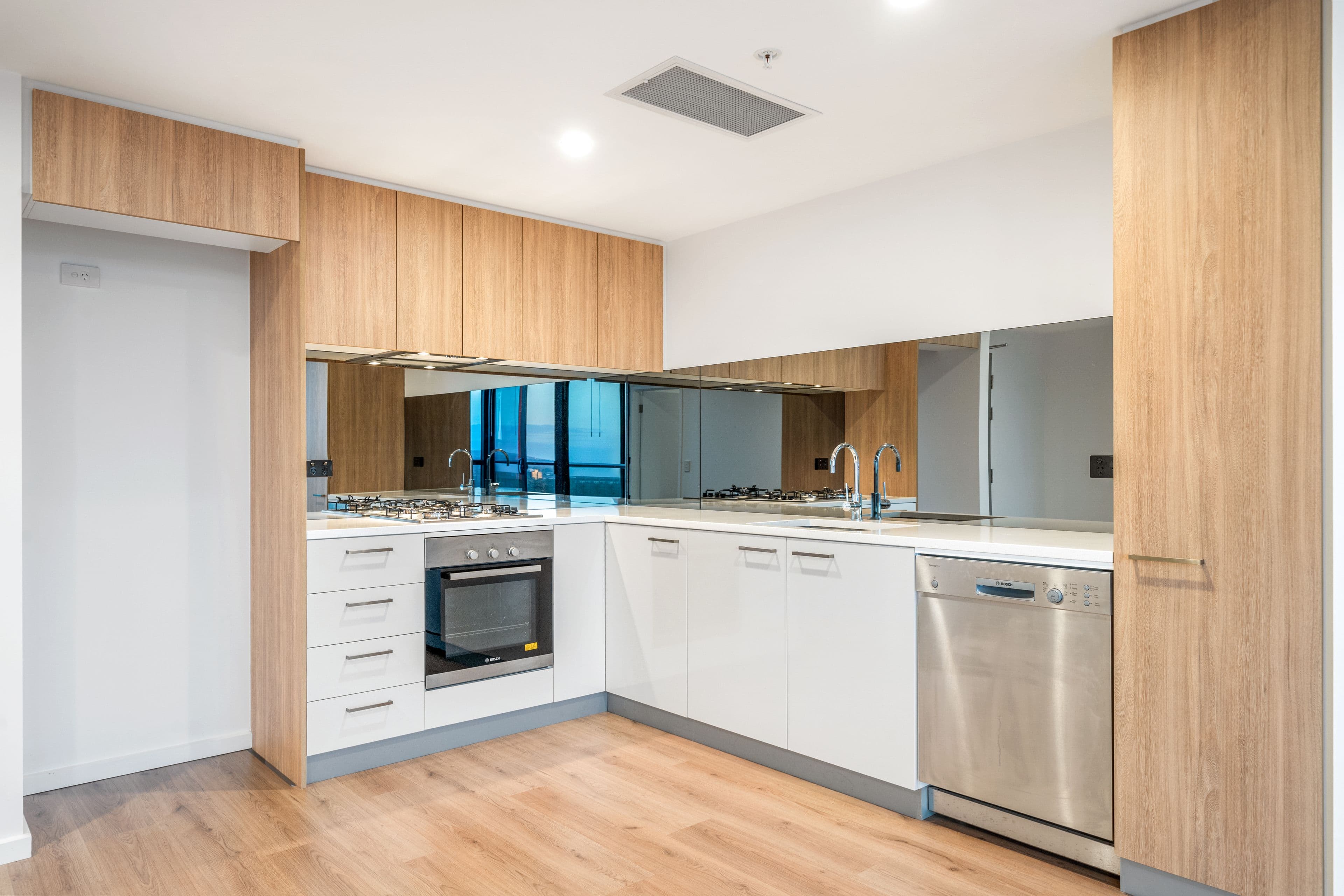 S1803/180 Franklin Street, Adelaide SA 5000, Adelaide - Thumbnail 4