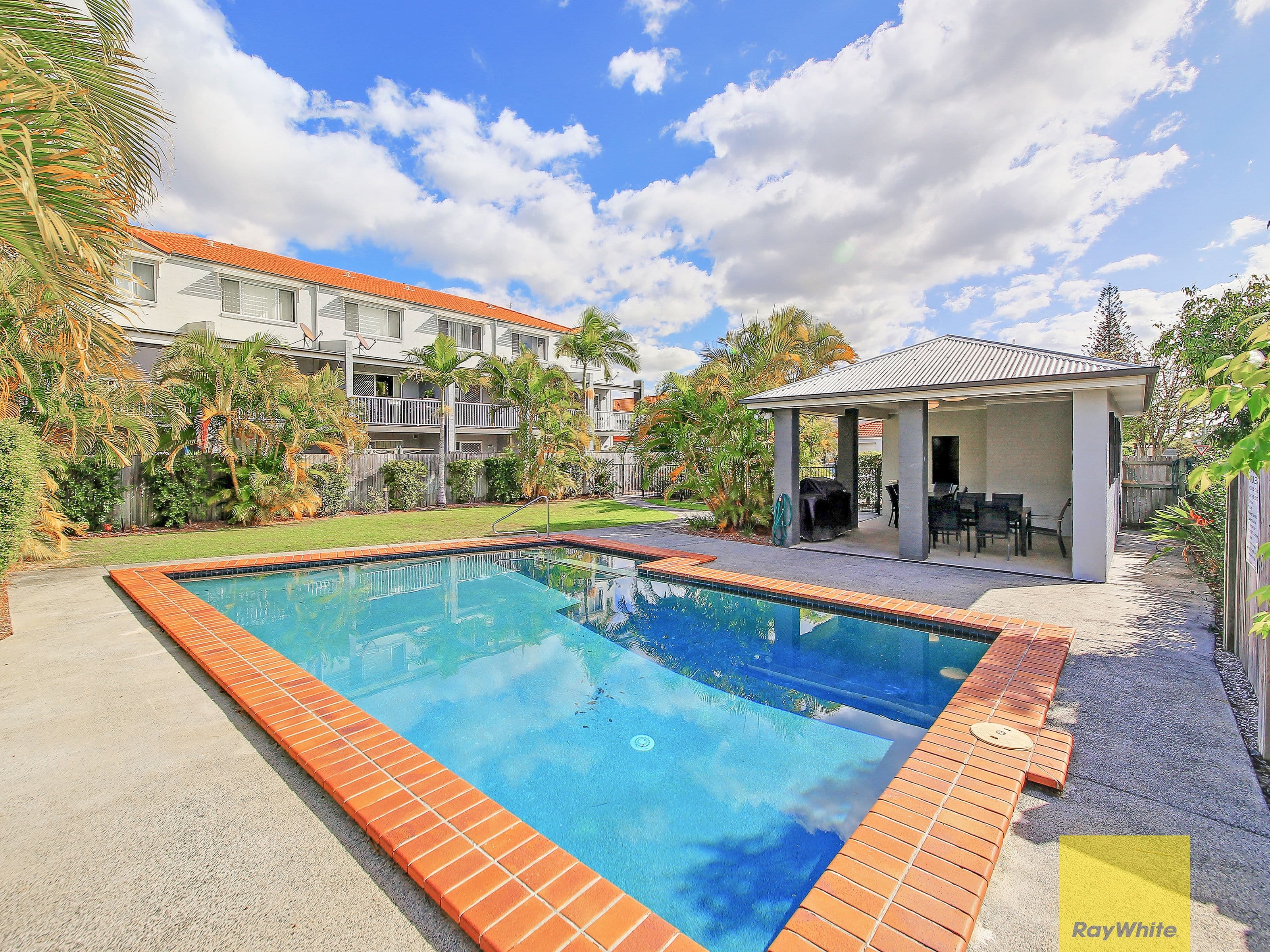83 Dibar Street, Wynnum QLD 4178, Wynnum - Thumbnail 2