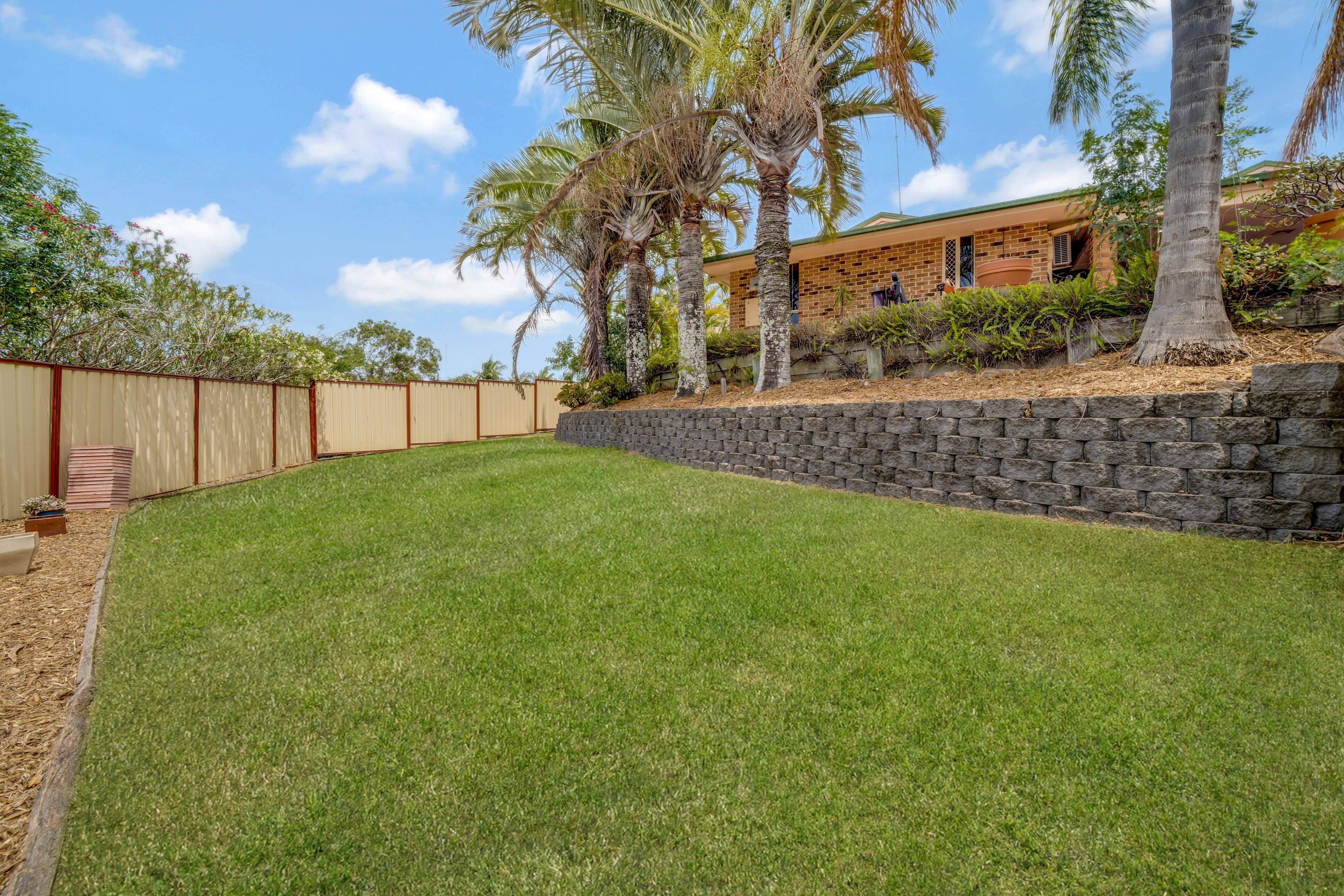 31 Kummara Road, Edens Landing QLD 4207, Edens Landing - Image 1