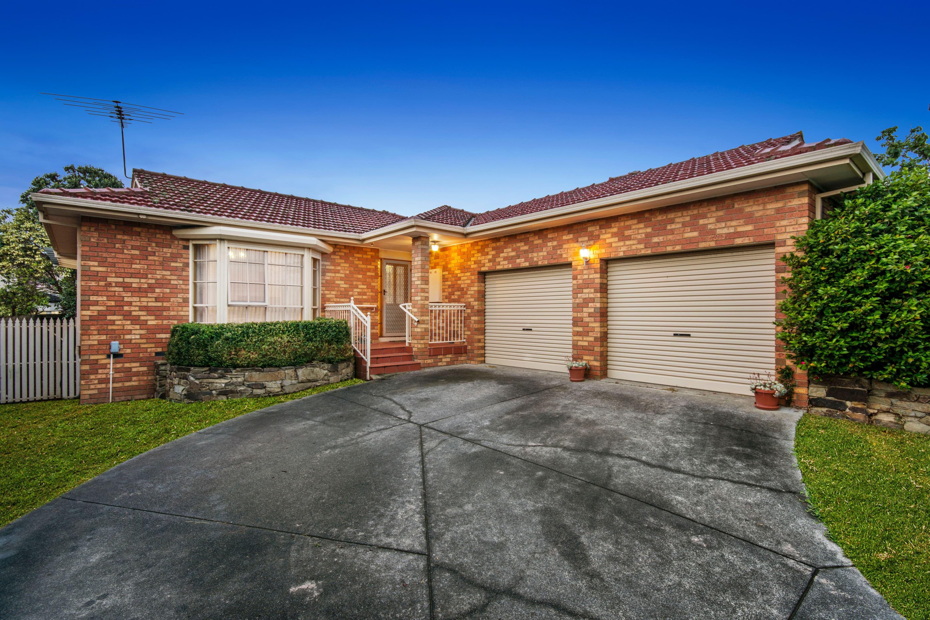 16 Monica Close, Endeavour Hills VIC 3802, Endeavour Hills - Image 1