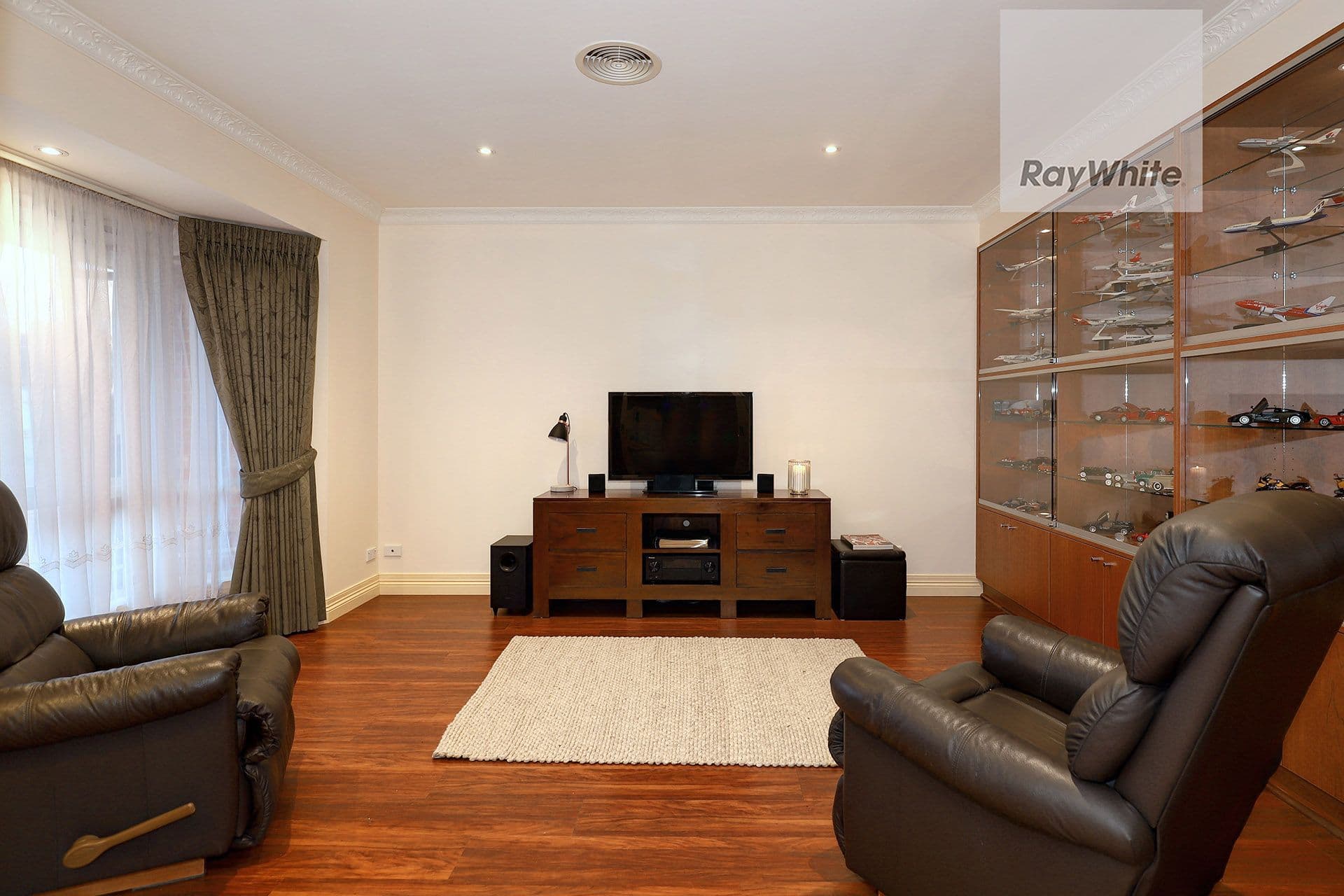 19 Helmsdale Crescent, Greenvale VIC 3059, Greenvale - Thumbnail 4