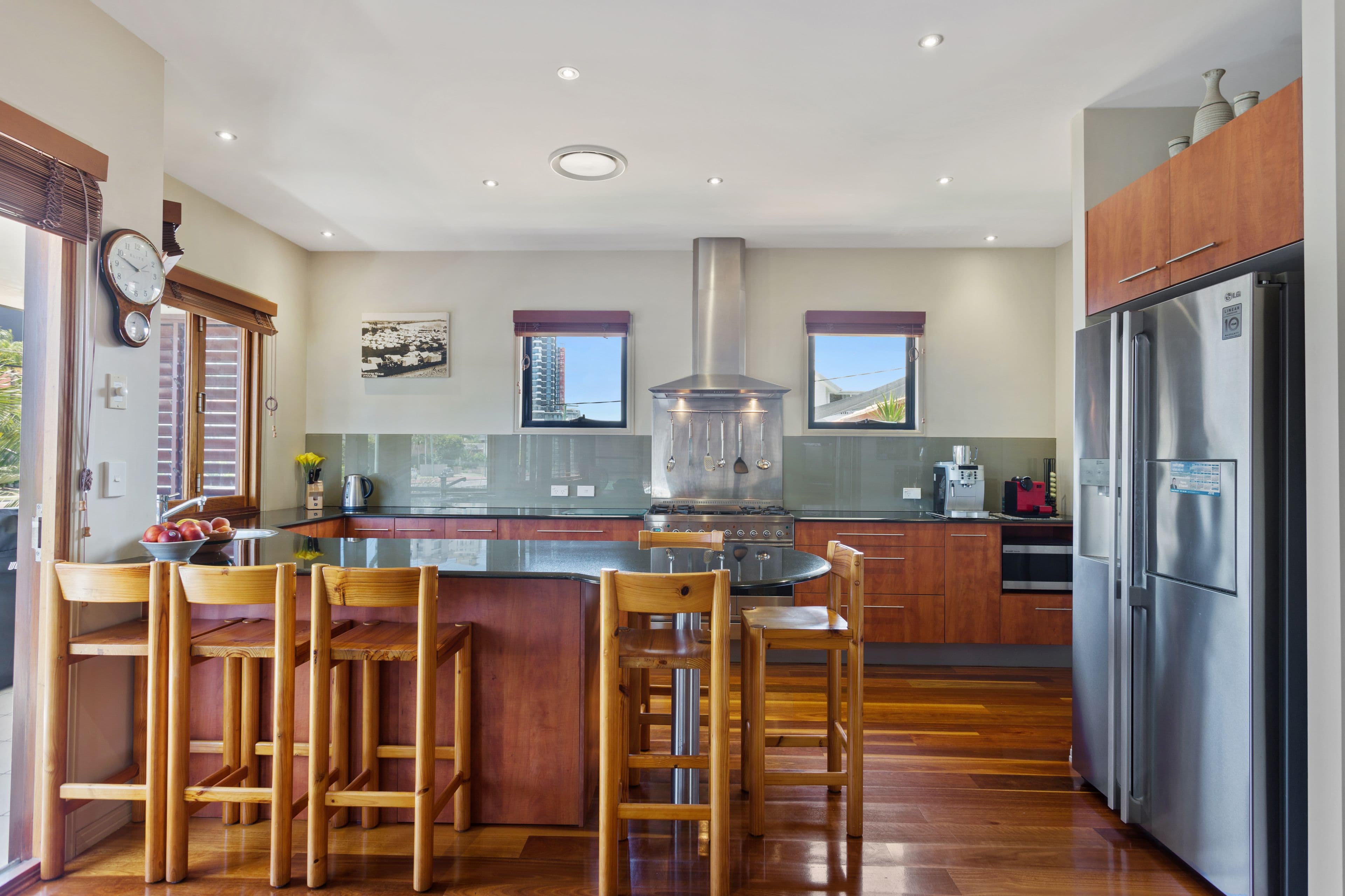 2 Cedar Court, Burleigh Heads QLD 4220, Burleigh Heads - Thumbnail 3