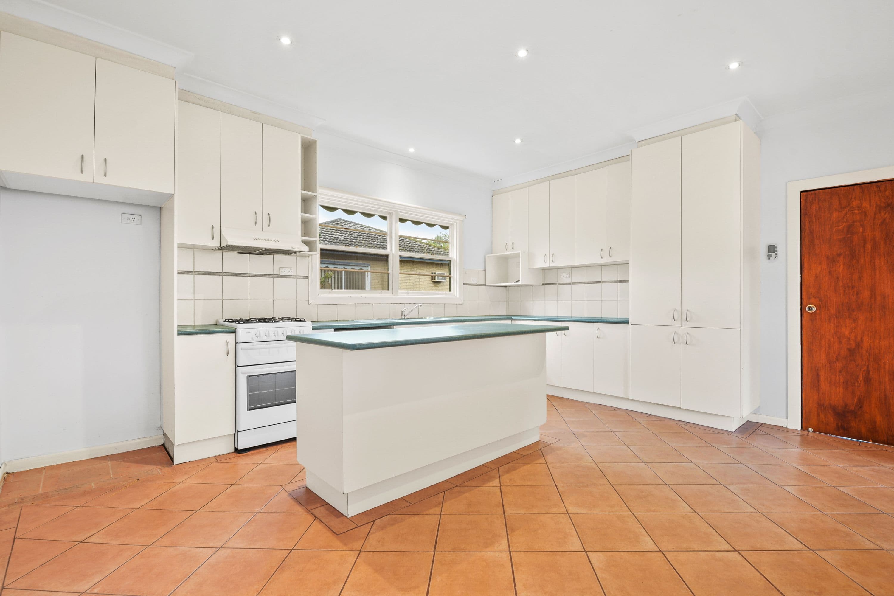 5 Garnett Street, Huntingdale VIC 3166, Huntingdale - Thumbnail 4