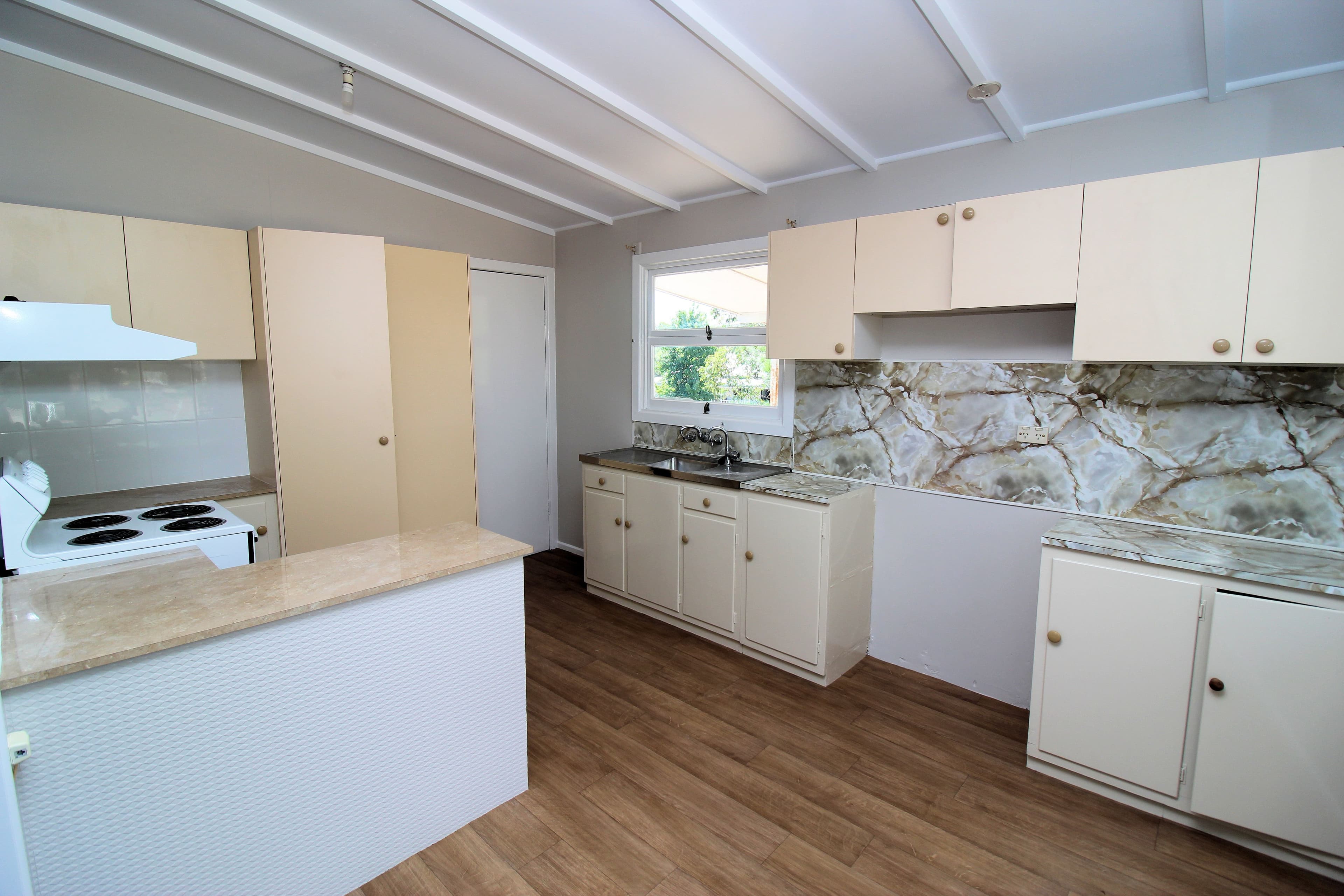 3 Oxford Street, Crows Nest QLD 4355, Crows Nest - Thumbnail 3