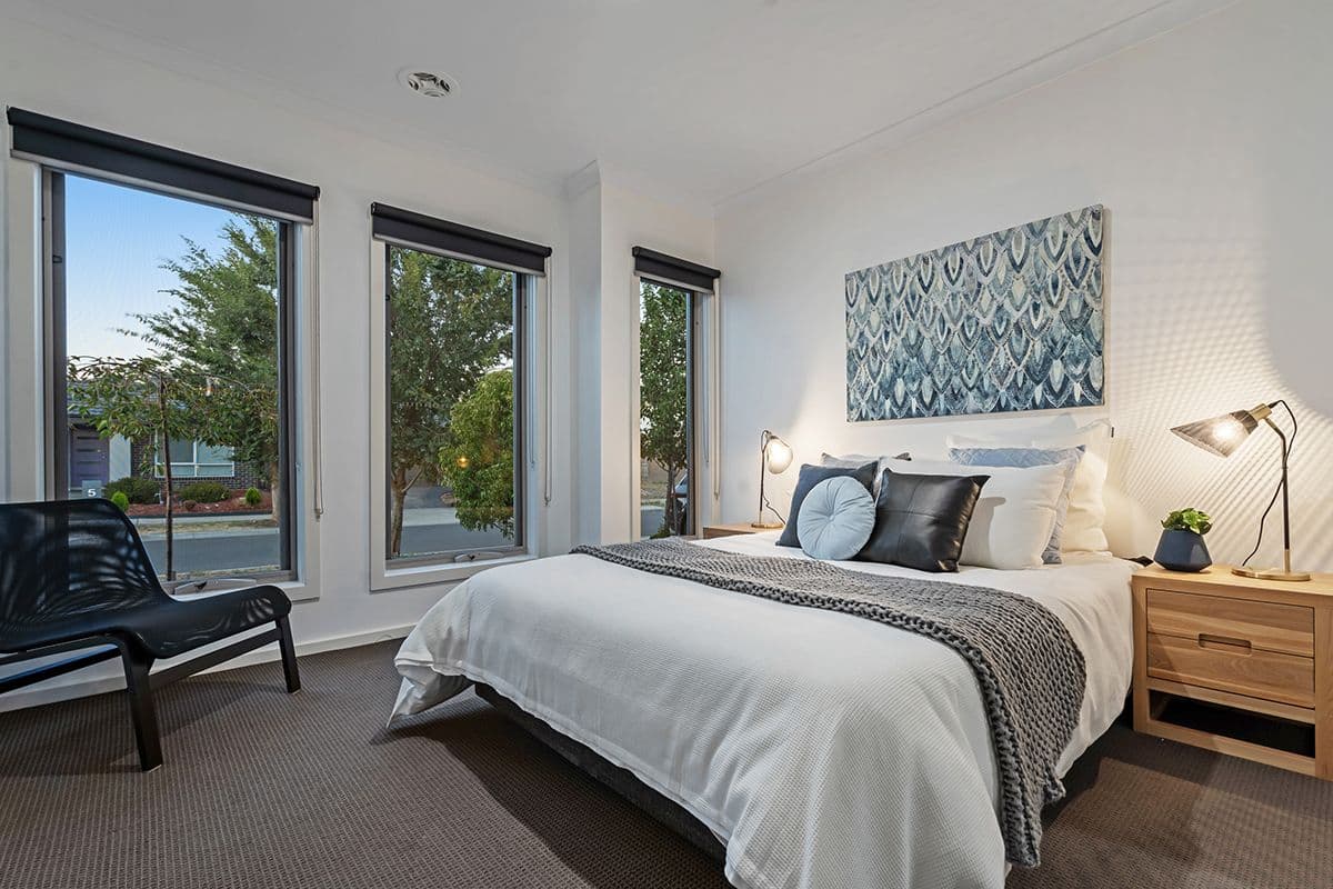 8 Hues Street, Mickleham VIC 3064, Mickleham - Thumbnail 2