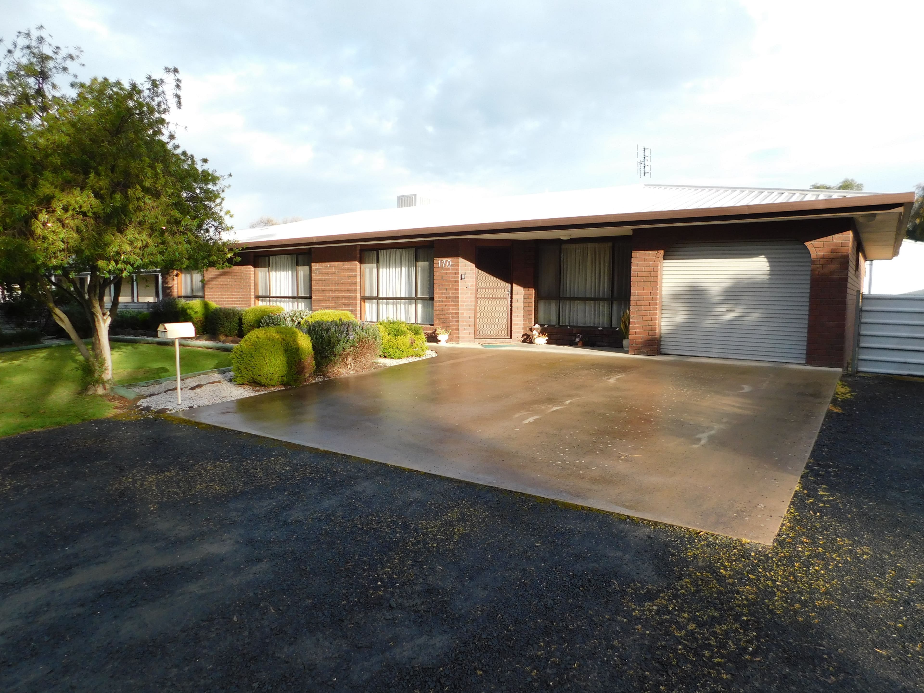 170 Victoria Parade, Bordertown SA 5268, Bordertown - Image 1