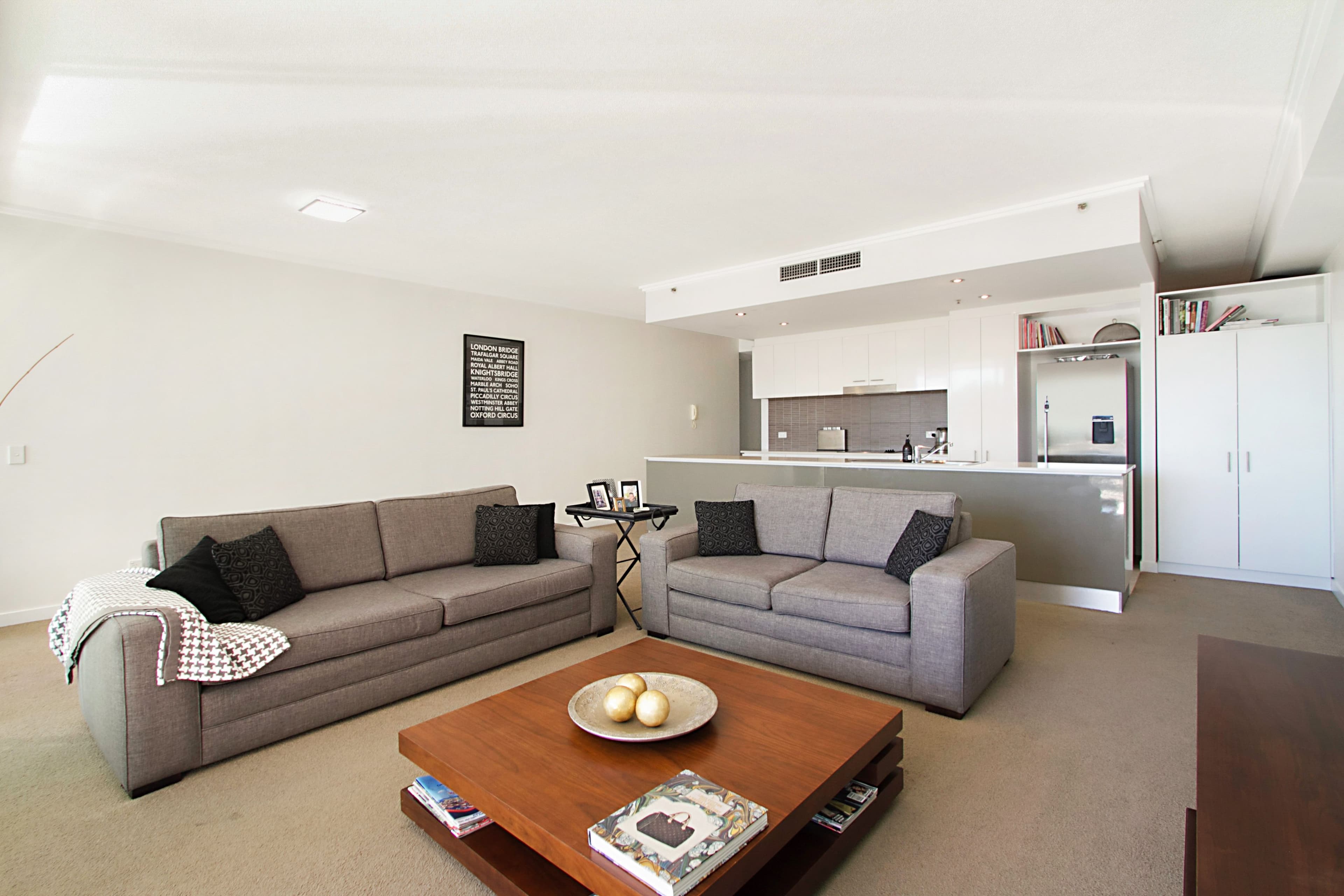 2213 'Freshwater Point' 33 T E Peters Drive, Broadbeach Waters QLD 4218, Broadbeach Waters - Thumbnail 5