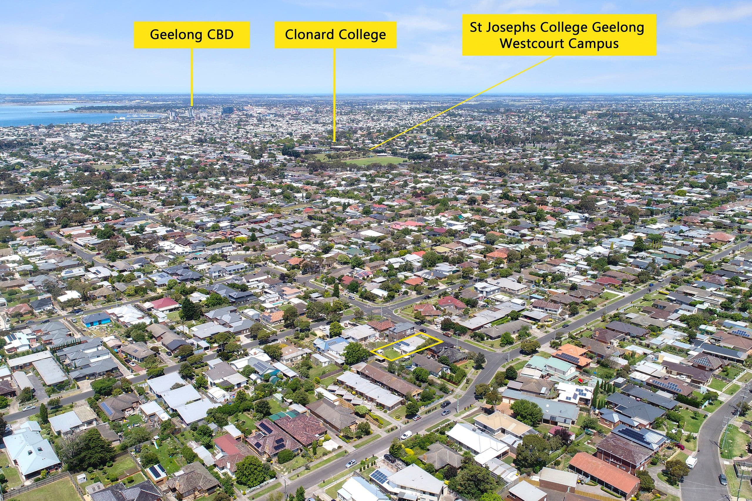 61 Hamlyn Avenue, Hamlyn Heights VIC 3215, Hamlyn Heights - Thumbnail 3